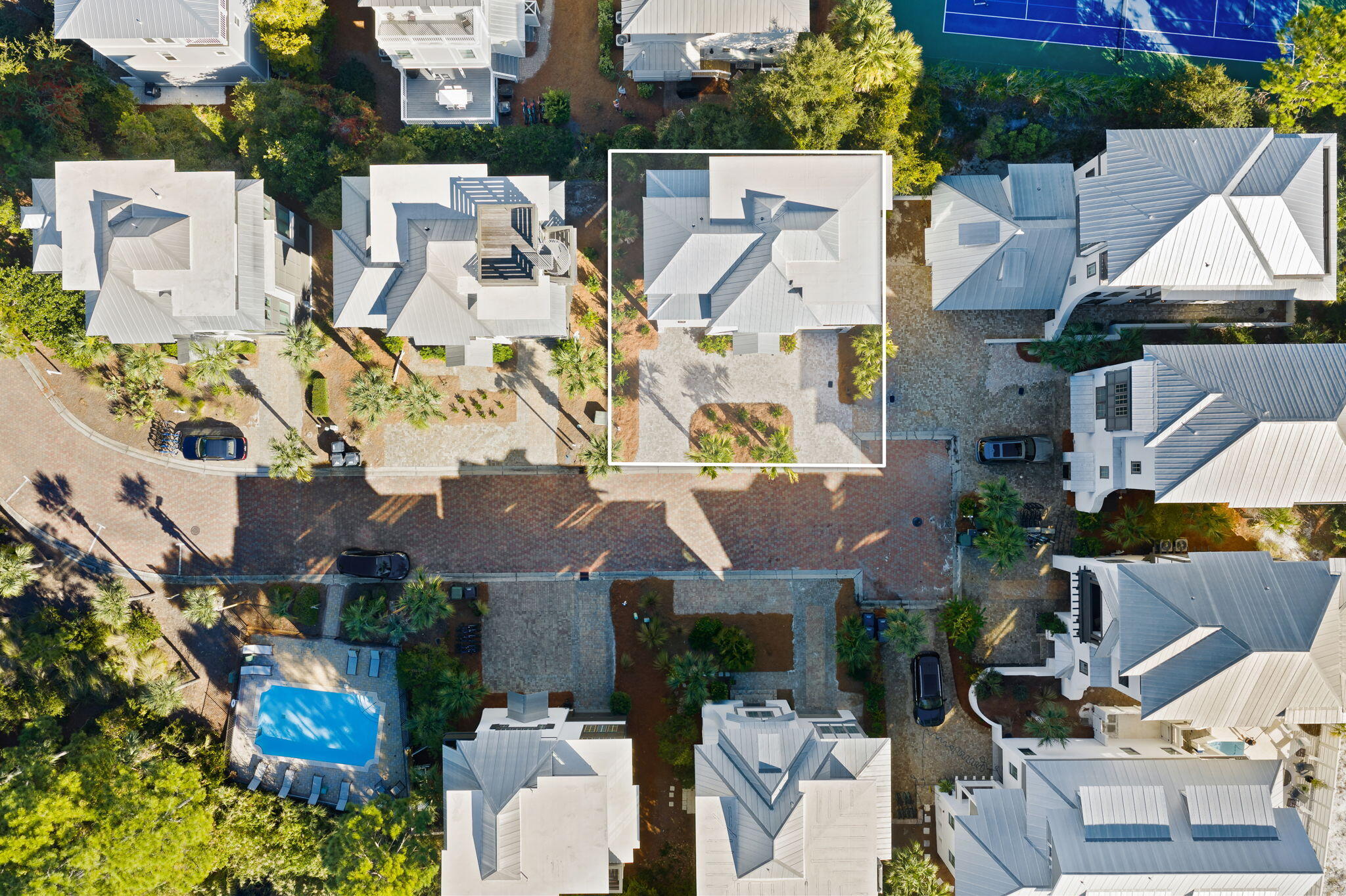 TRESCA PLACE - Residential