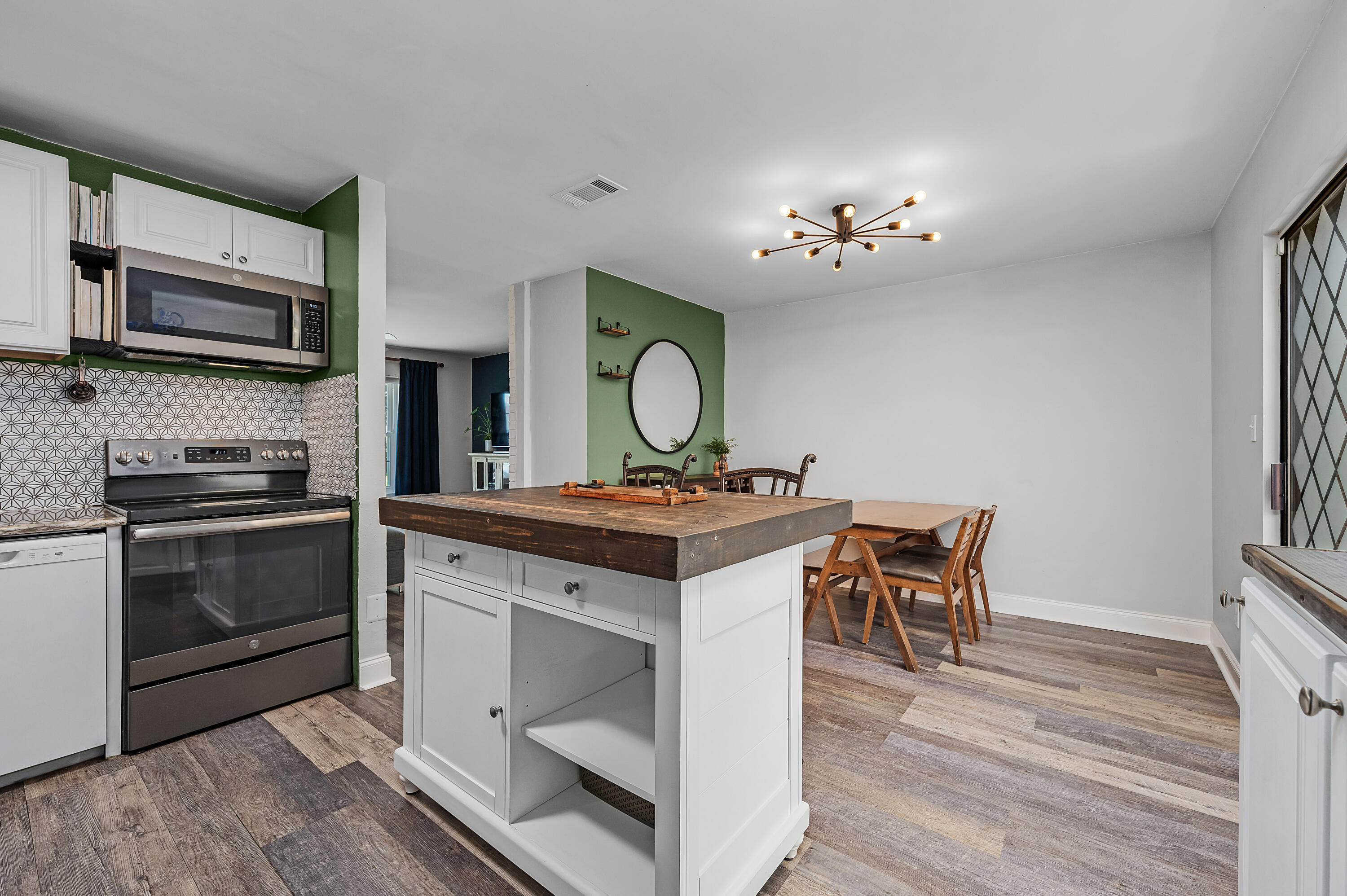 INDIAN OAKS - Residential