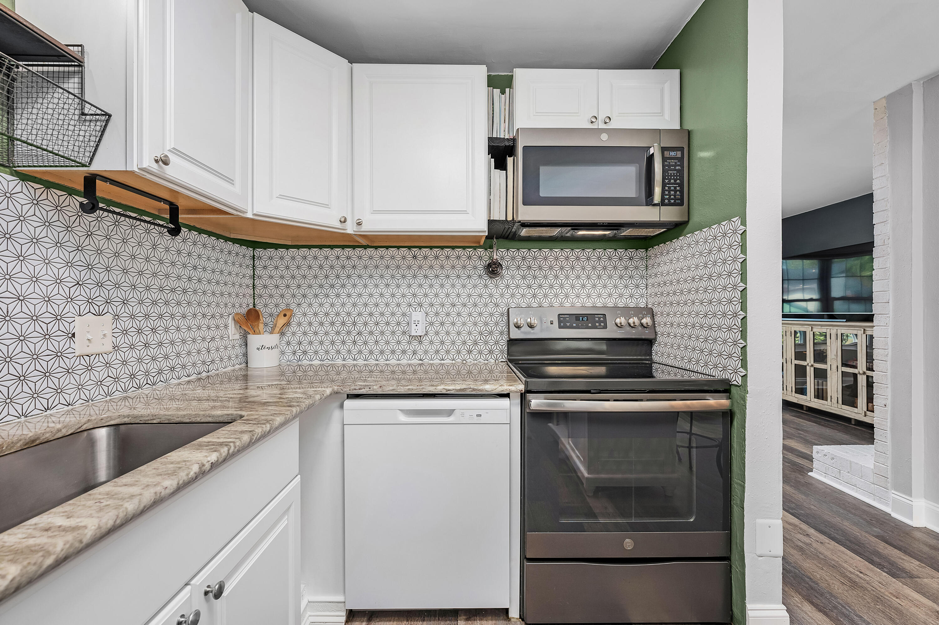 INDIAN OAKS - Residential