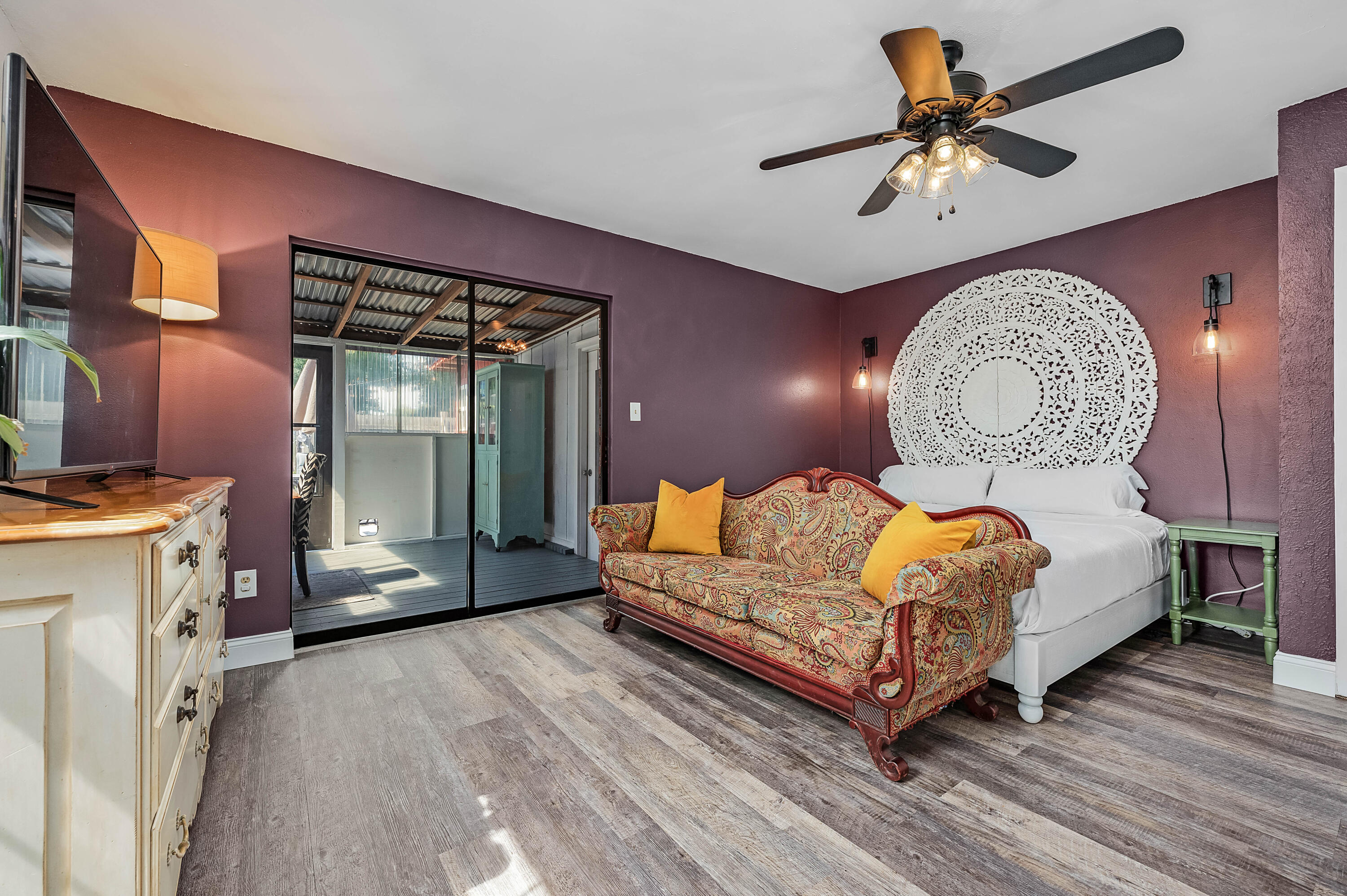 INDIAN OAKS - Residential