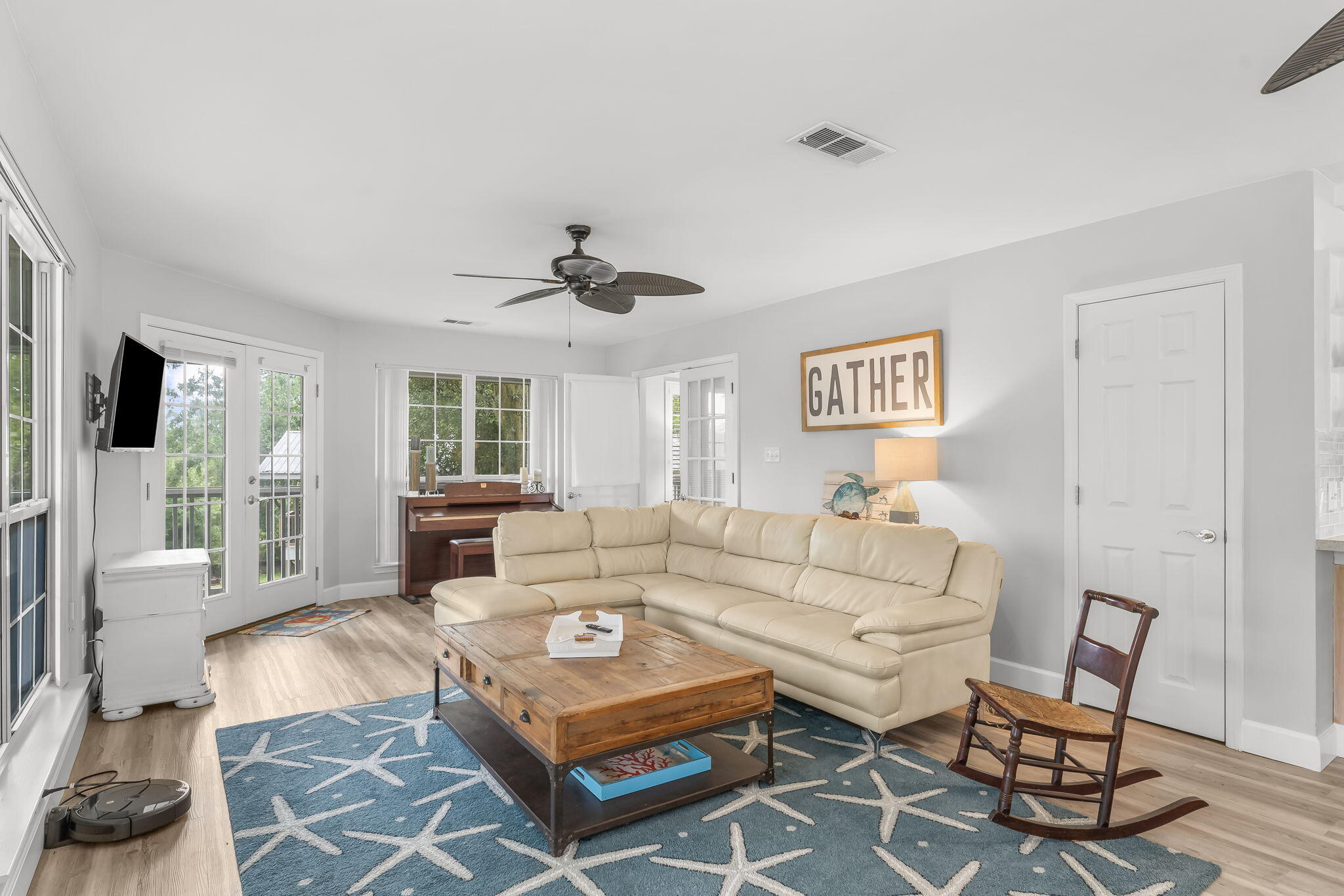 ALAQUA ESTATES - Residential
