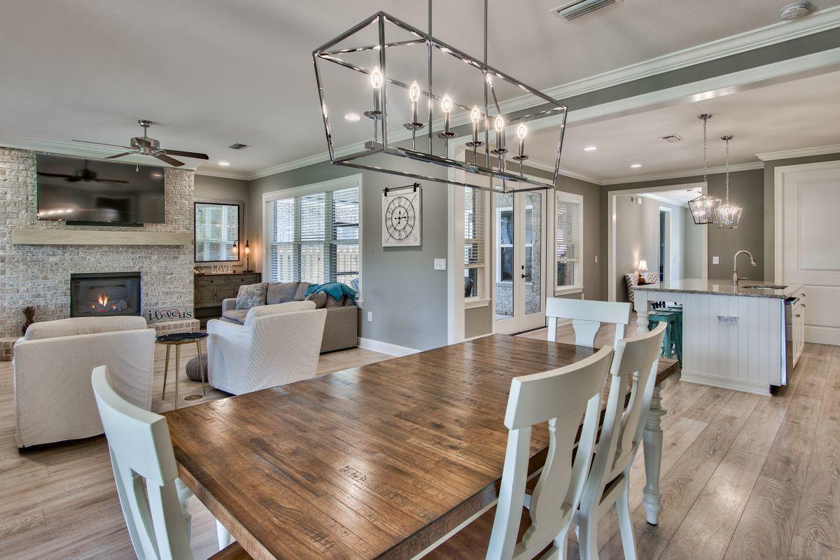 HAMMOCK BAY - Residential