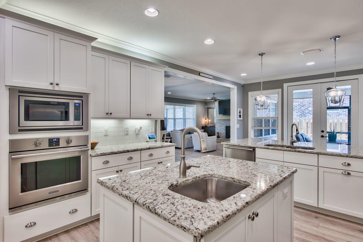 HAMMOCK BAY - Residential