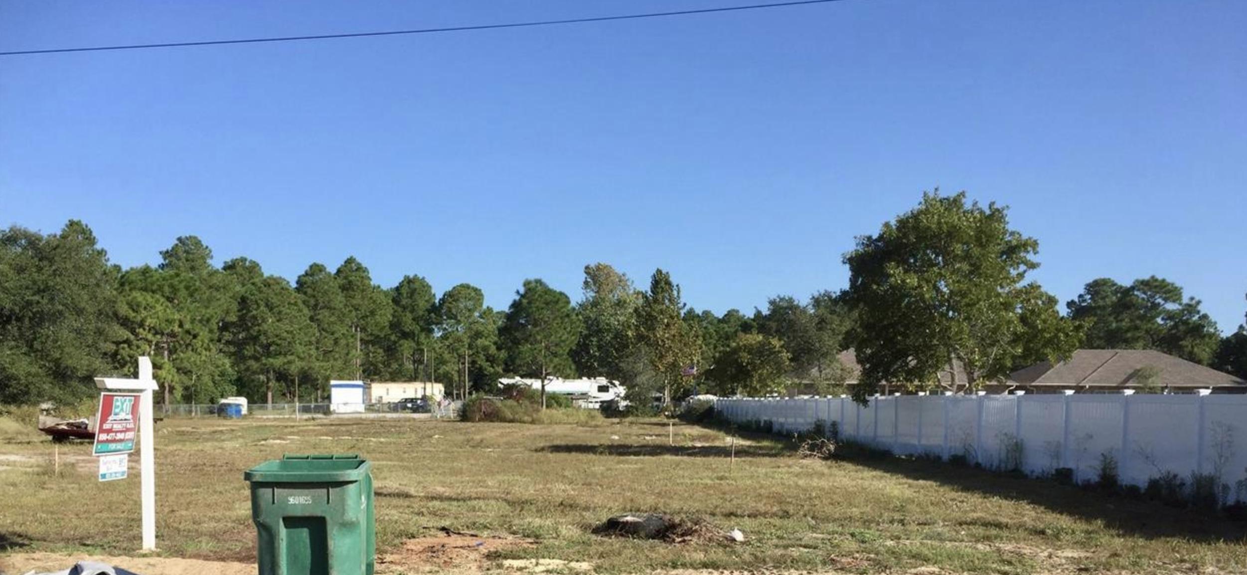 BUILD YOUR DREAM HOME! Located right by the Navarre Soccer Field and less than 10 mins. to Navarre High School and the Sports Complex! Lot is cleared and ready to go. Great central location to the Beaches, Hurlburt and Fort Walton Beach, as well as, Gulf Breeze and Pensacola. Owner is also selling lot to the left if you'd like more Space!