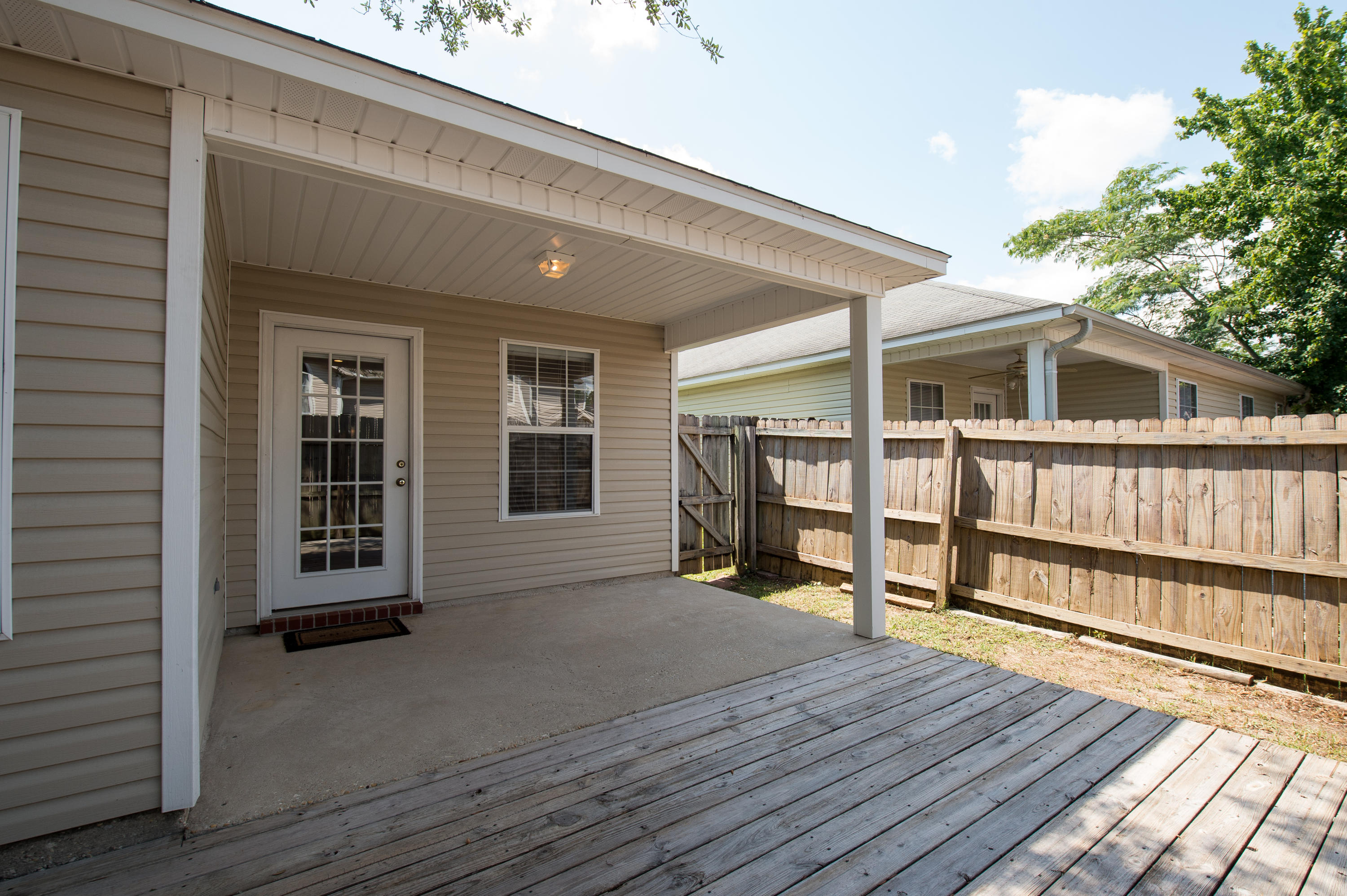 LAUDERHILL - Residential