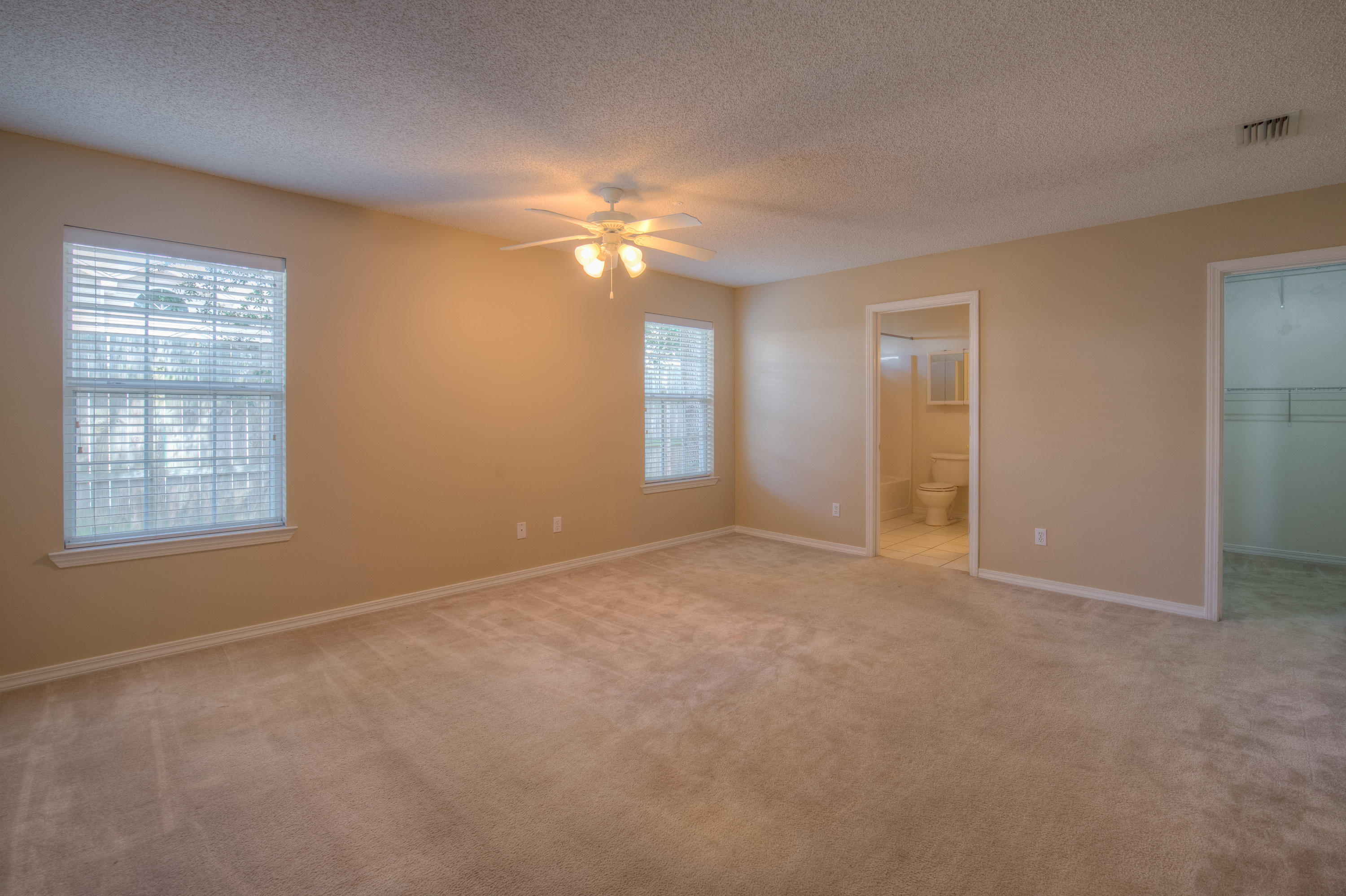 LAUDERHILL - Residential