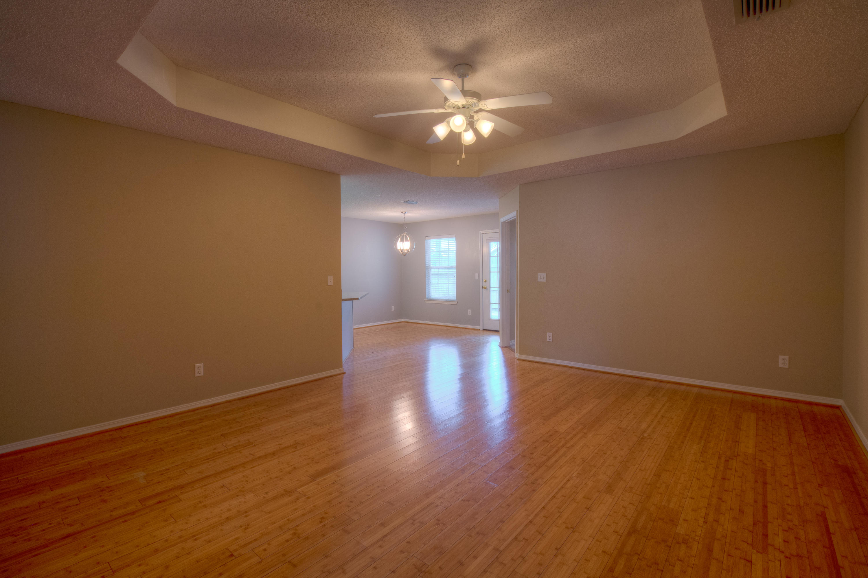 LAUDERHILL - Residential