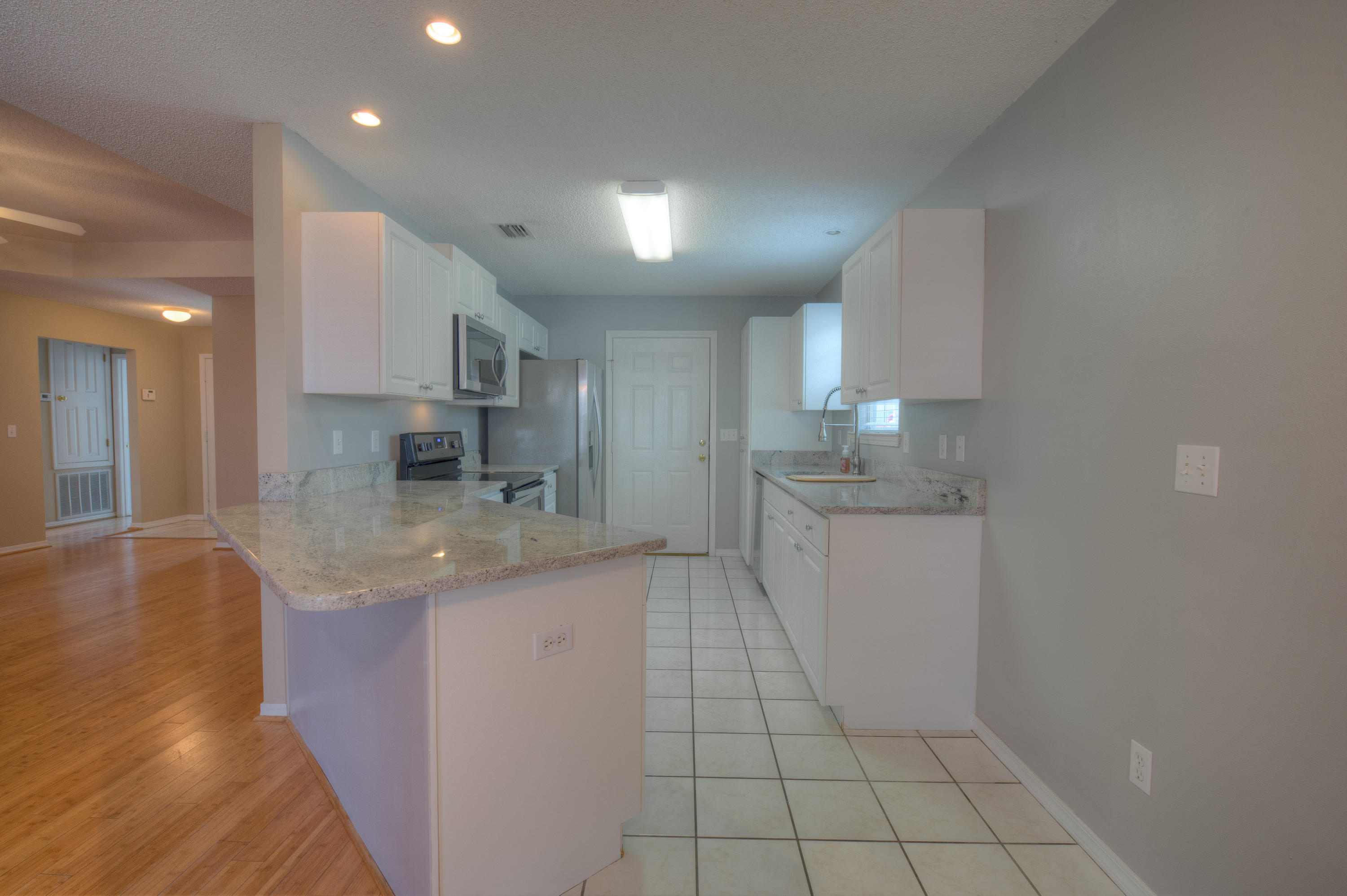 LAUDERHILL - Residential