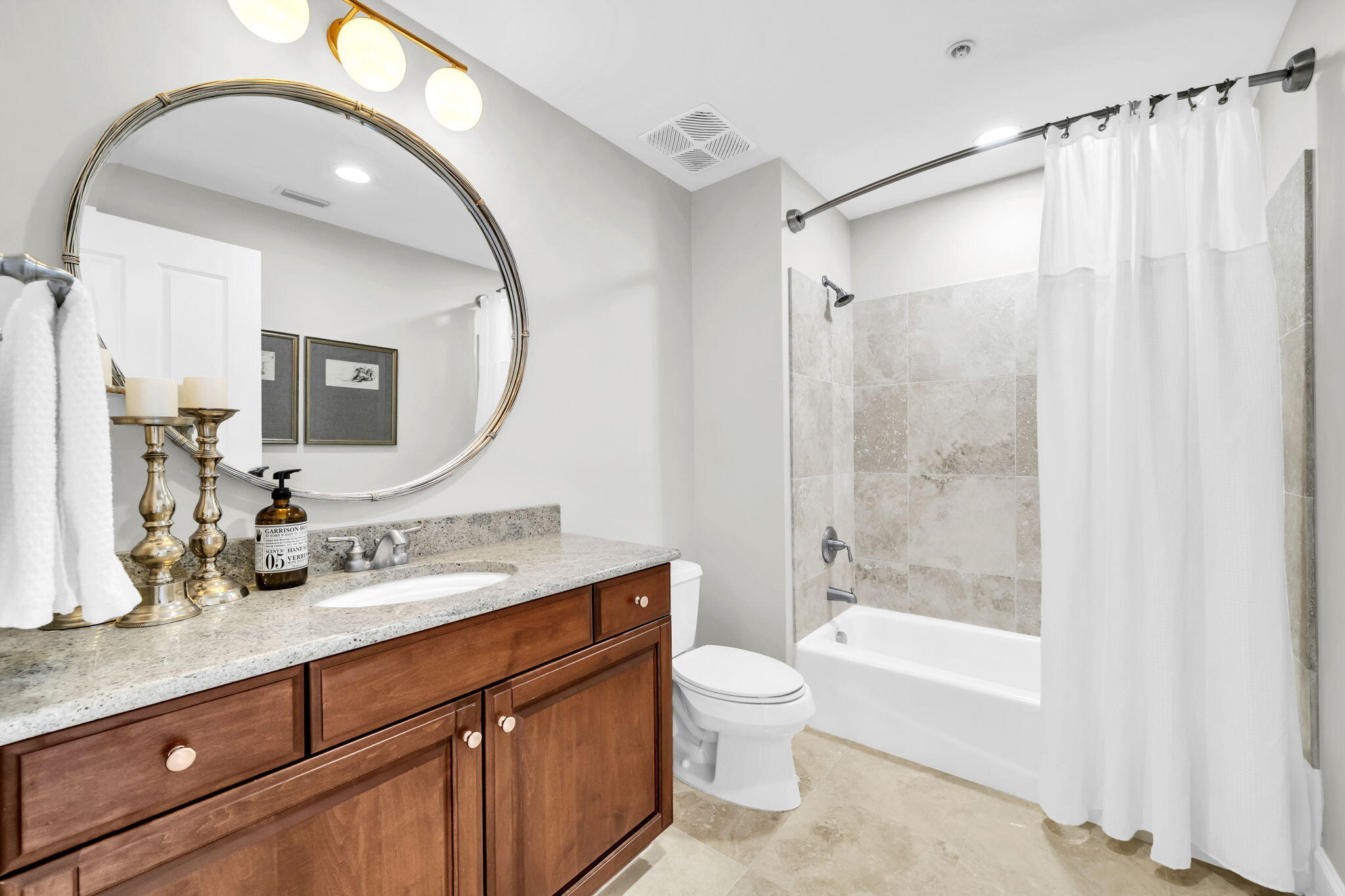 ONE WATER PLACE - Residential