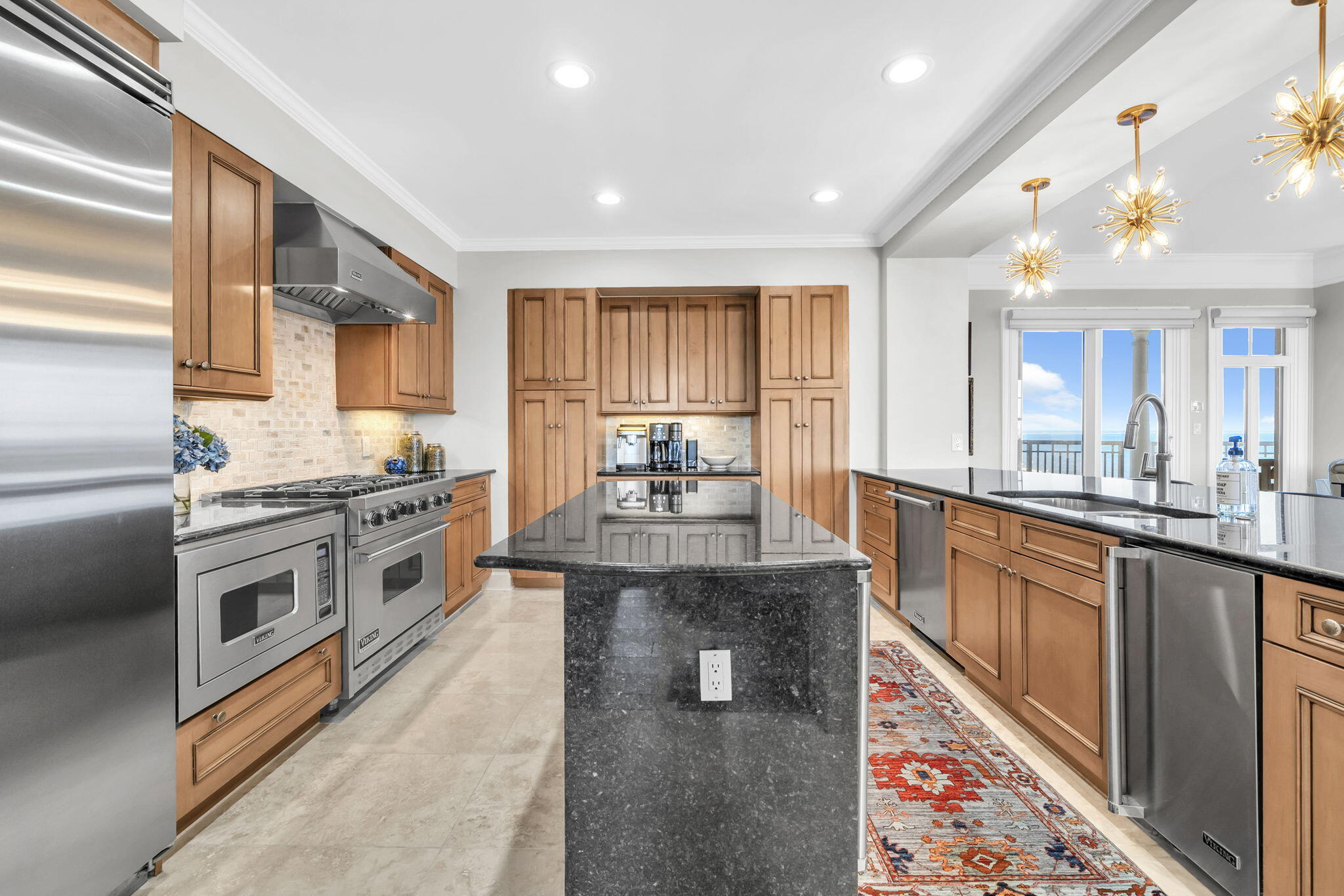 ONE WATER PLACE - Residential