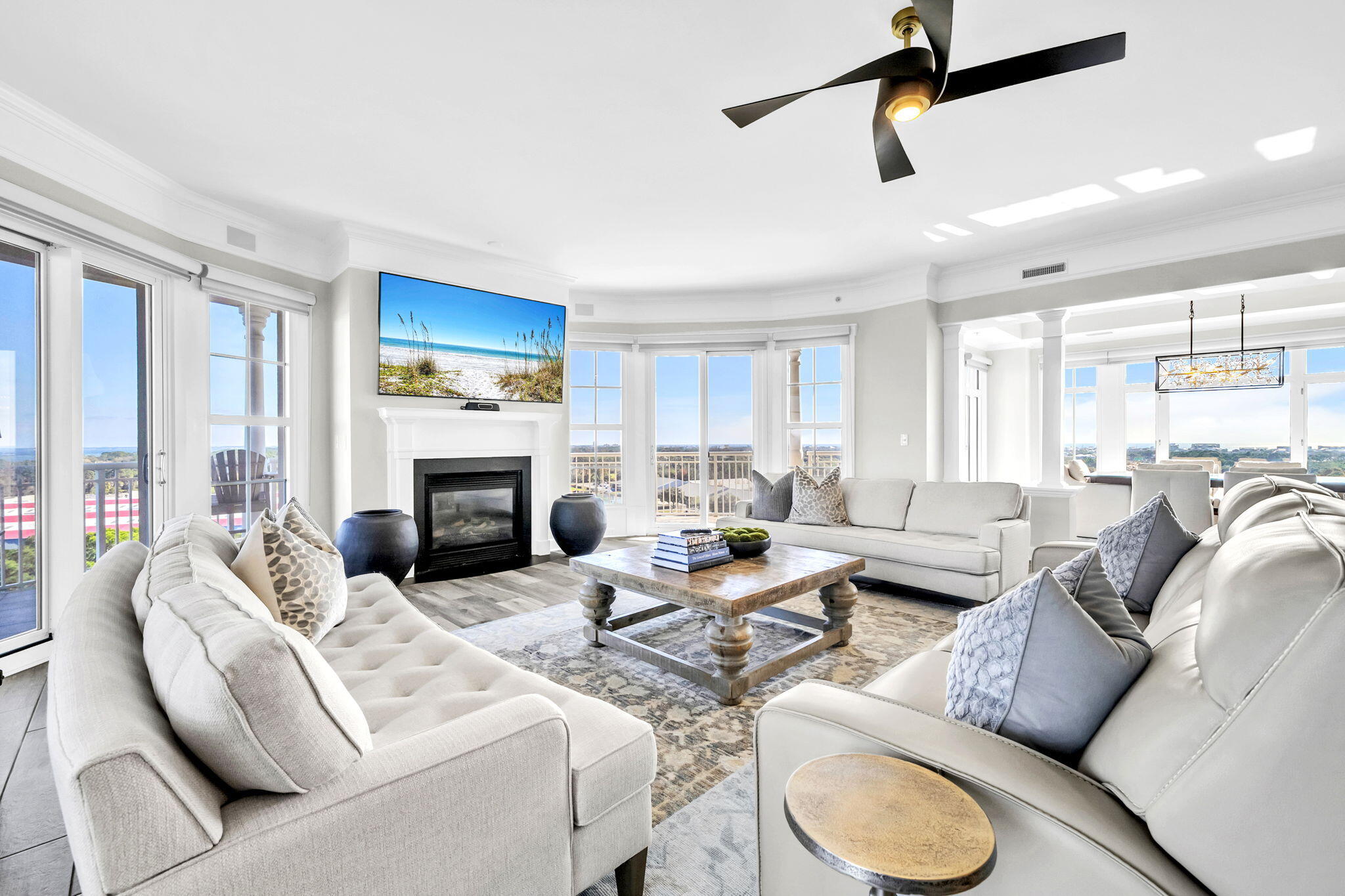 ONE WATER PLACE - Residential