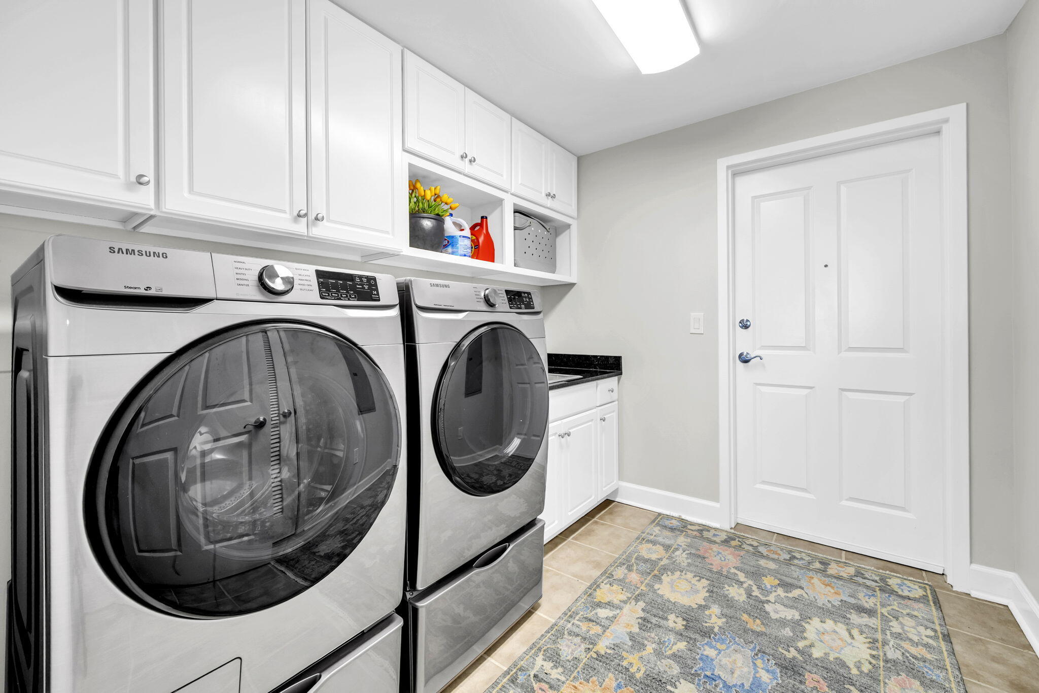 ONE WATER PLACE - Residential