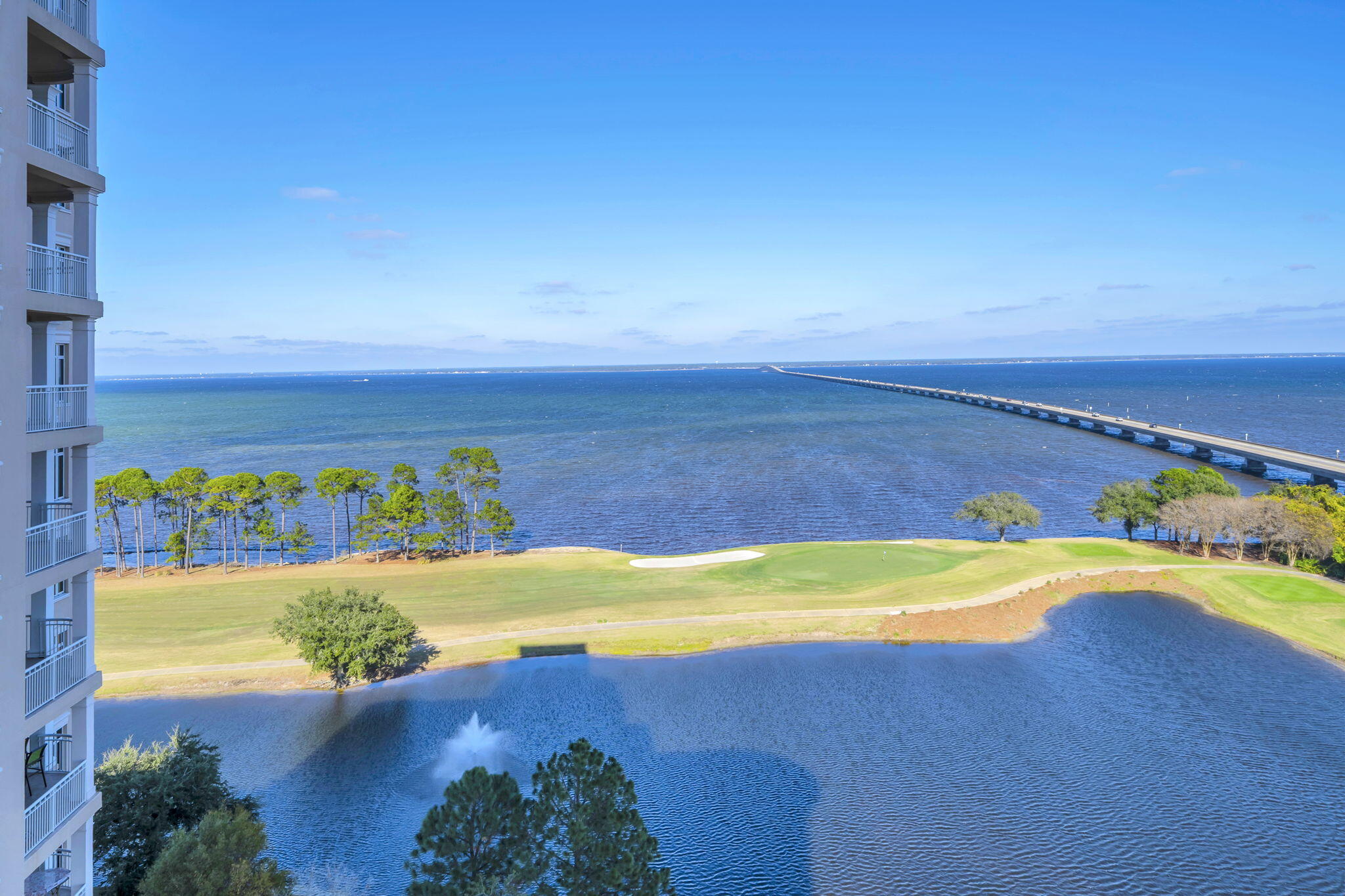 ONE WATER PLACE - Residential