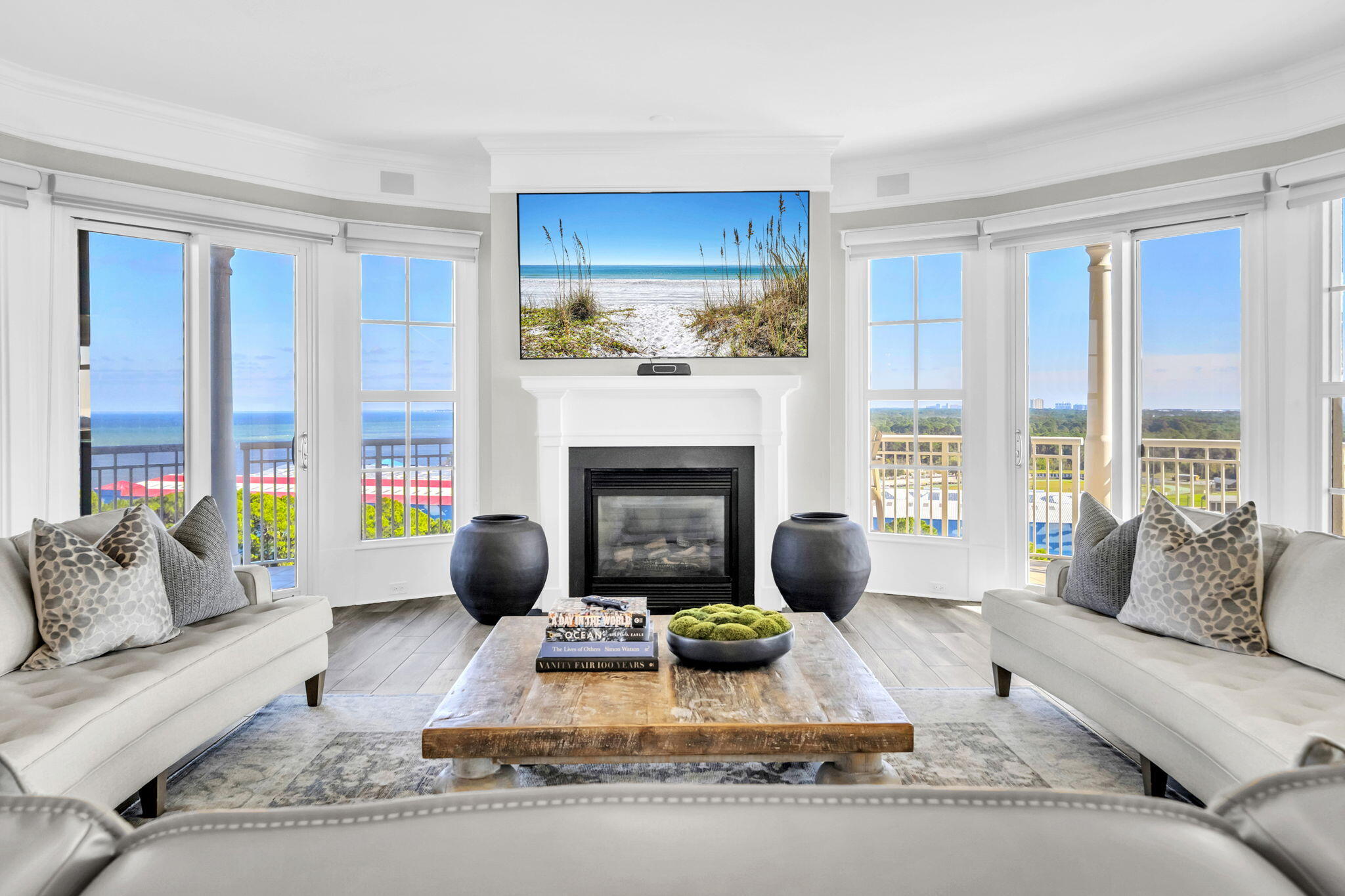 ONE WATER PLACE - Residential