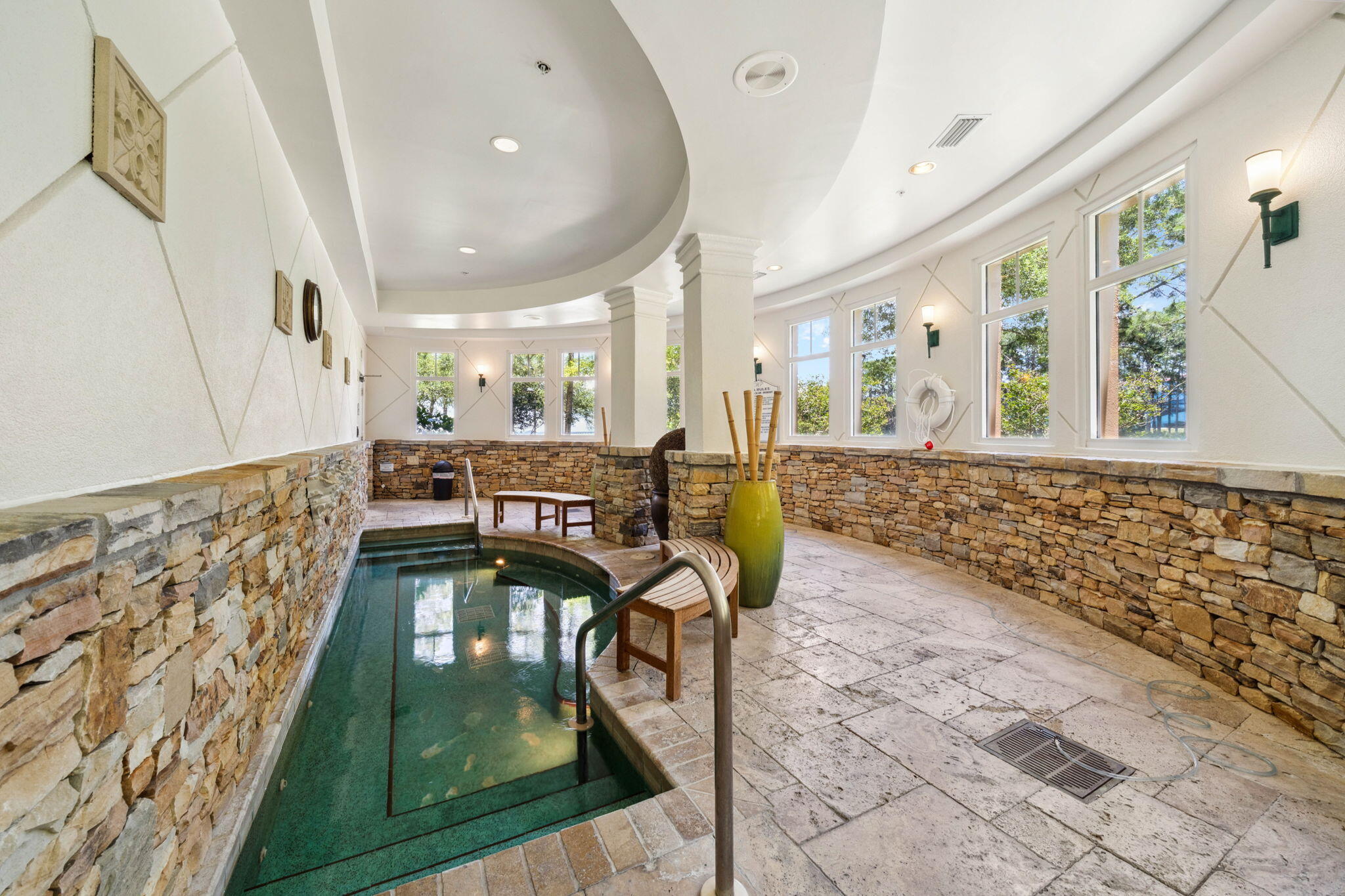 ONE WATER PLACE - Residential