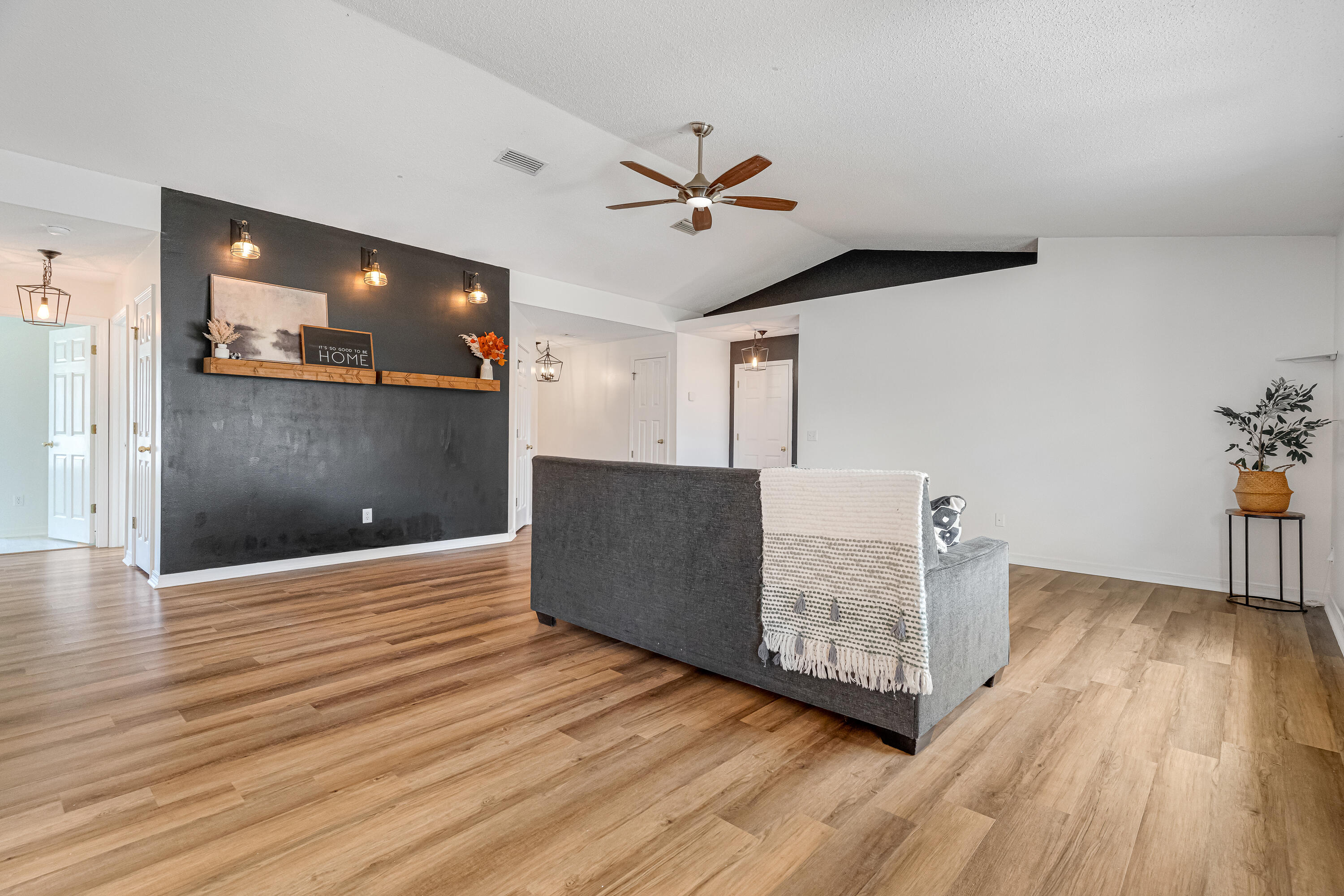 STEEPLECHASE PH 3 - Residential
