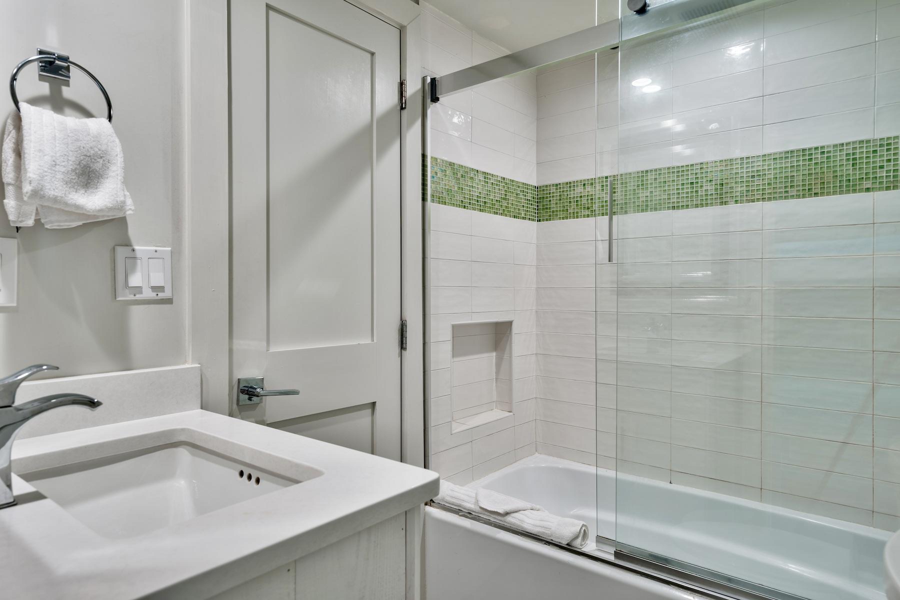 COSTA DEL SOL T/H - Residential