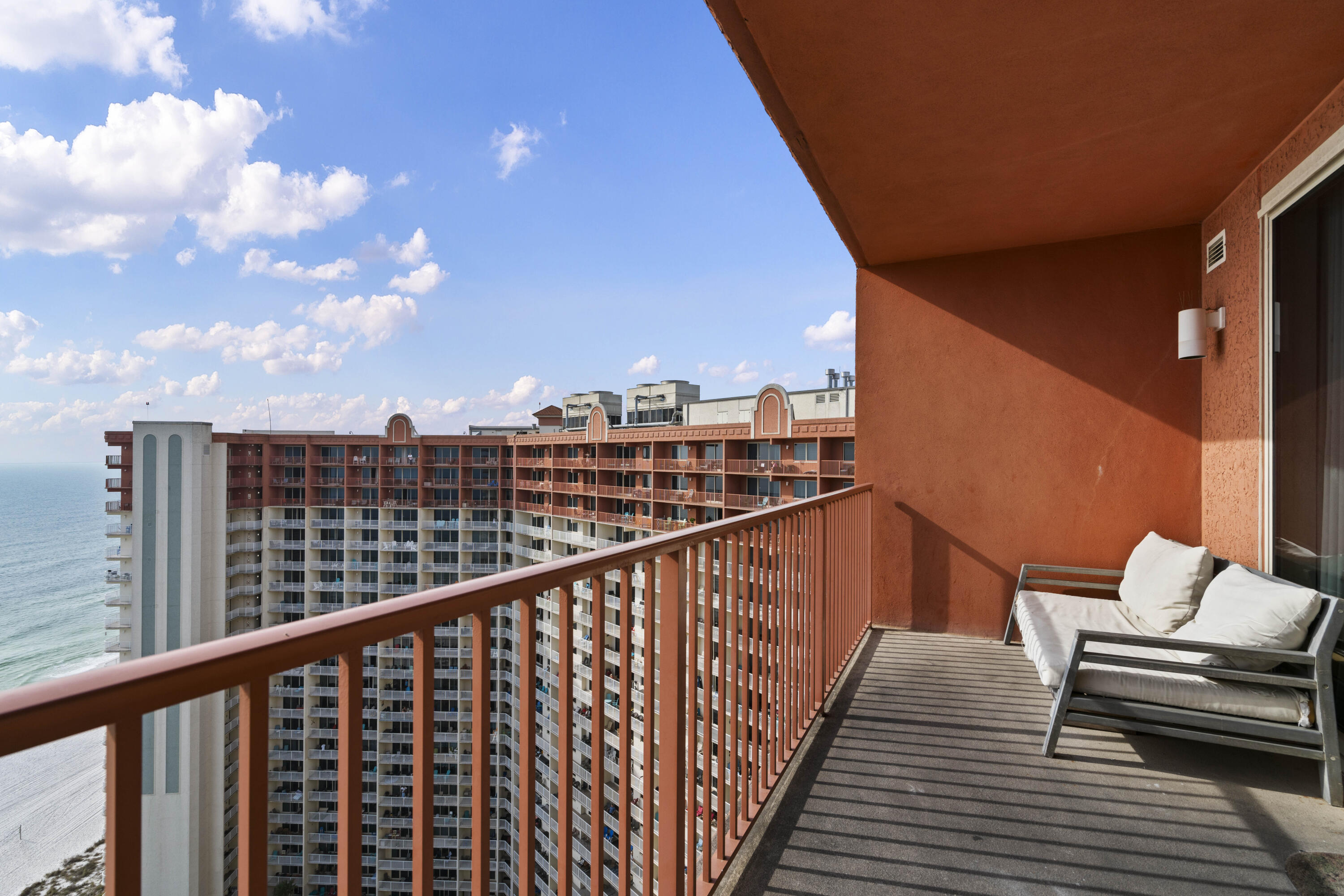 SHORES OF PANAMA II - Residential