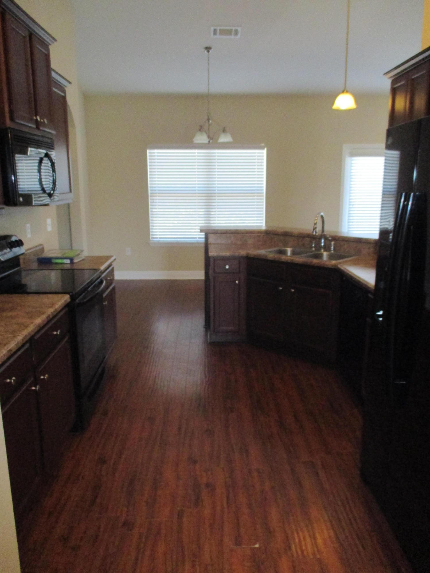 ROLLING RIDGE - Residential