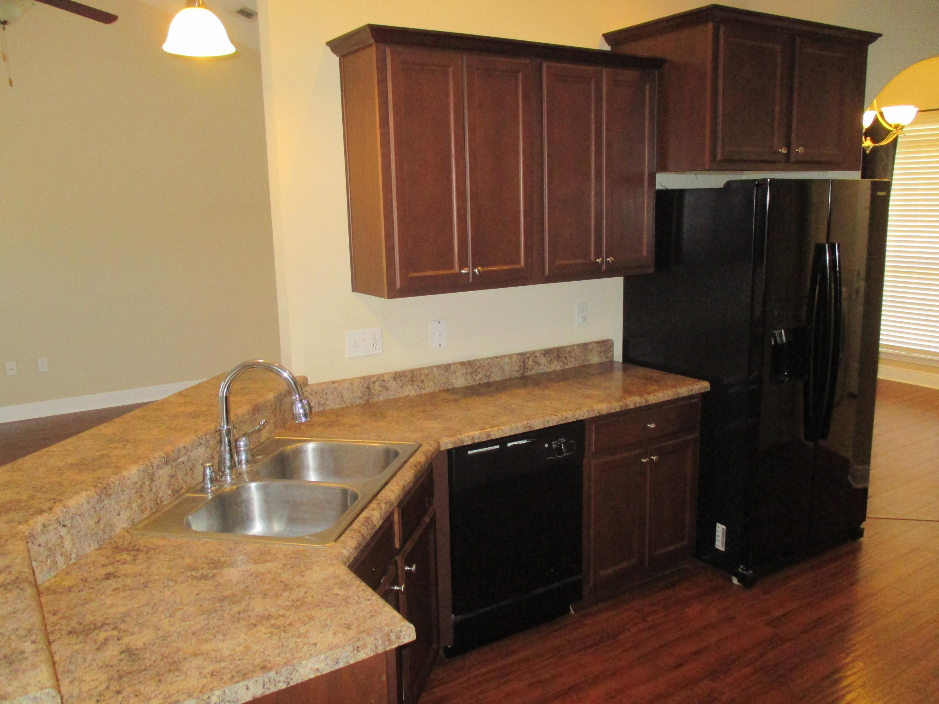 ROLLING RIDGE - Residential