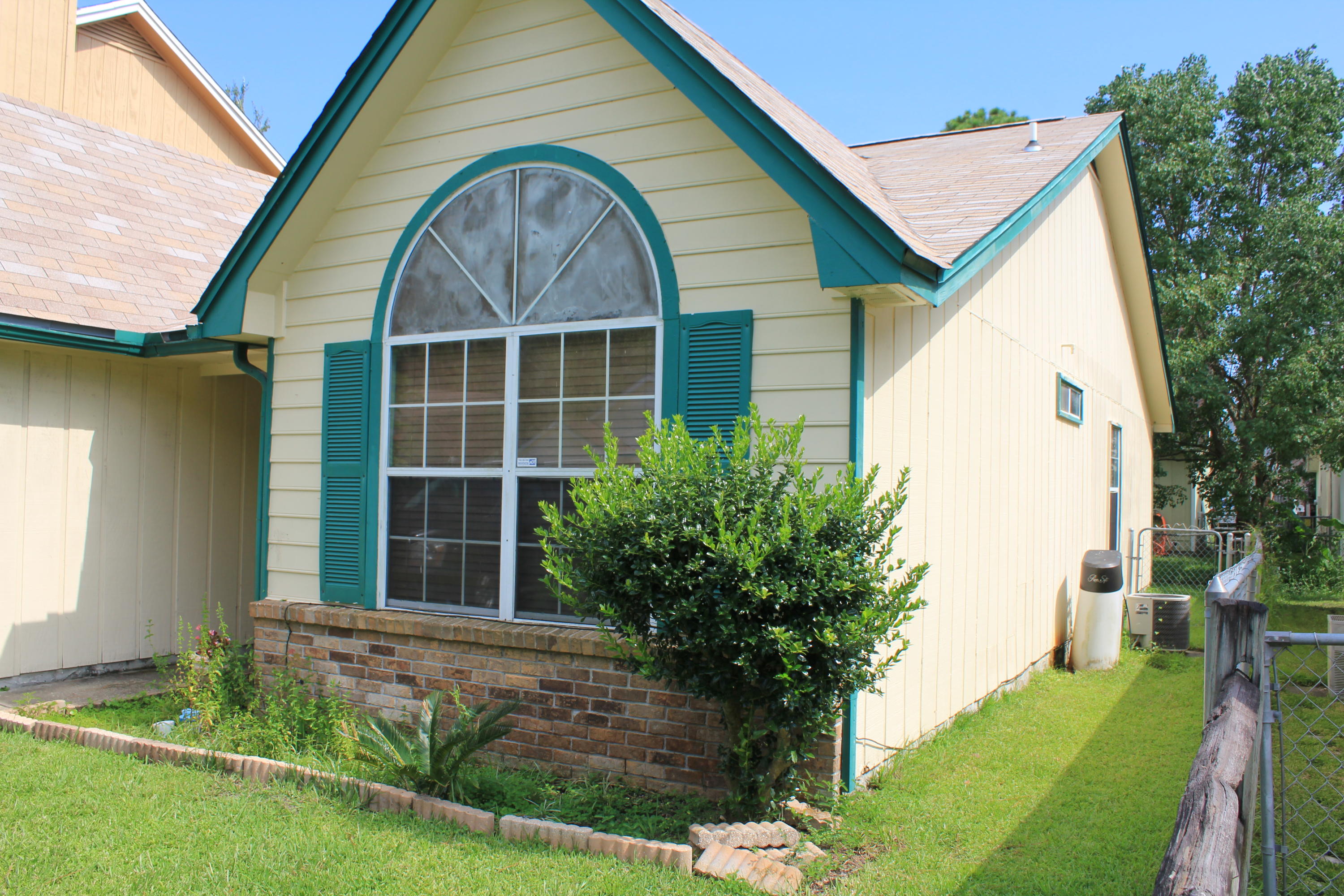 YORKTOWN AT WILLOW BEND - Residential