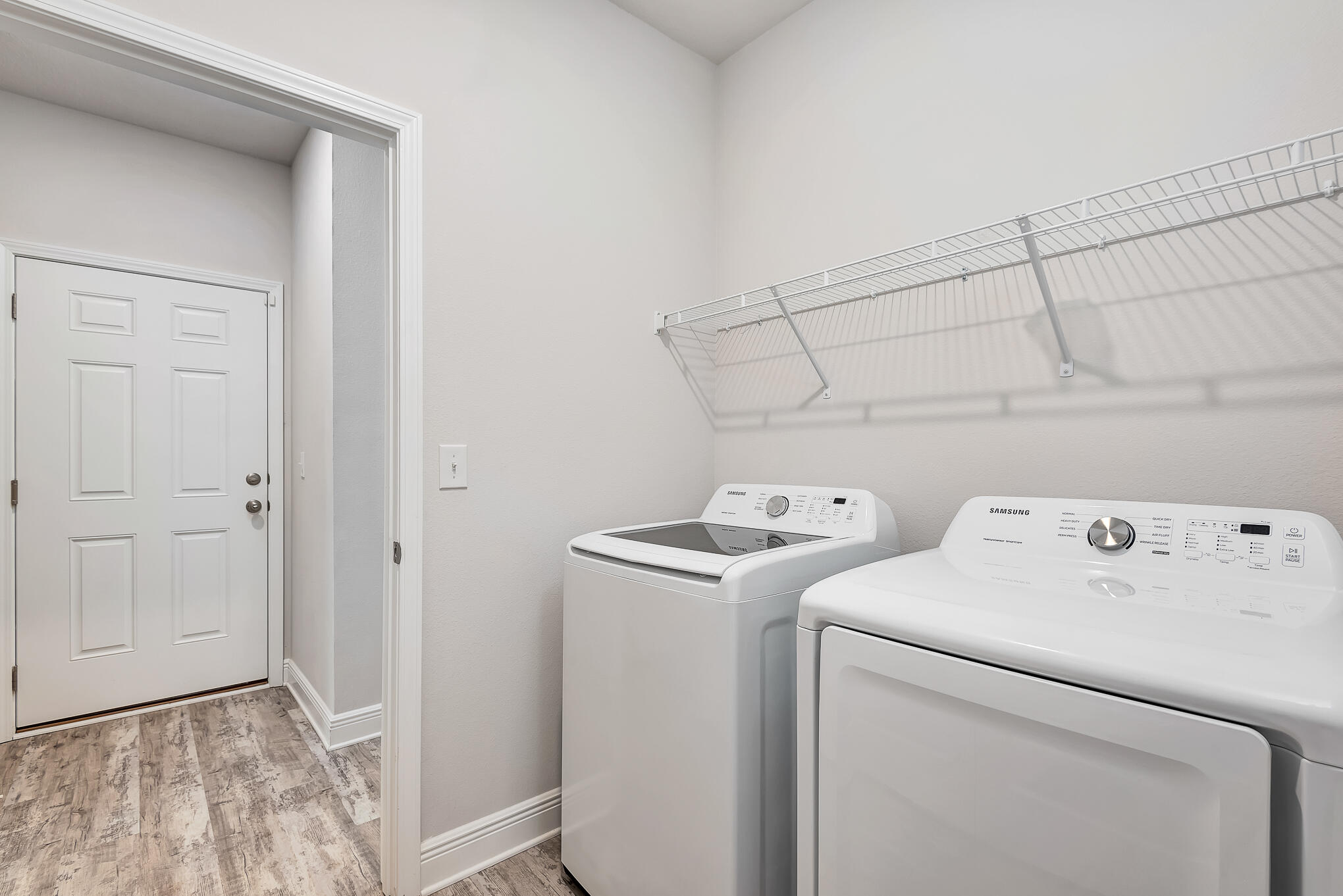 HAMMOCK BAY - FIREFLY - Residential