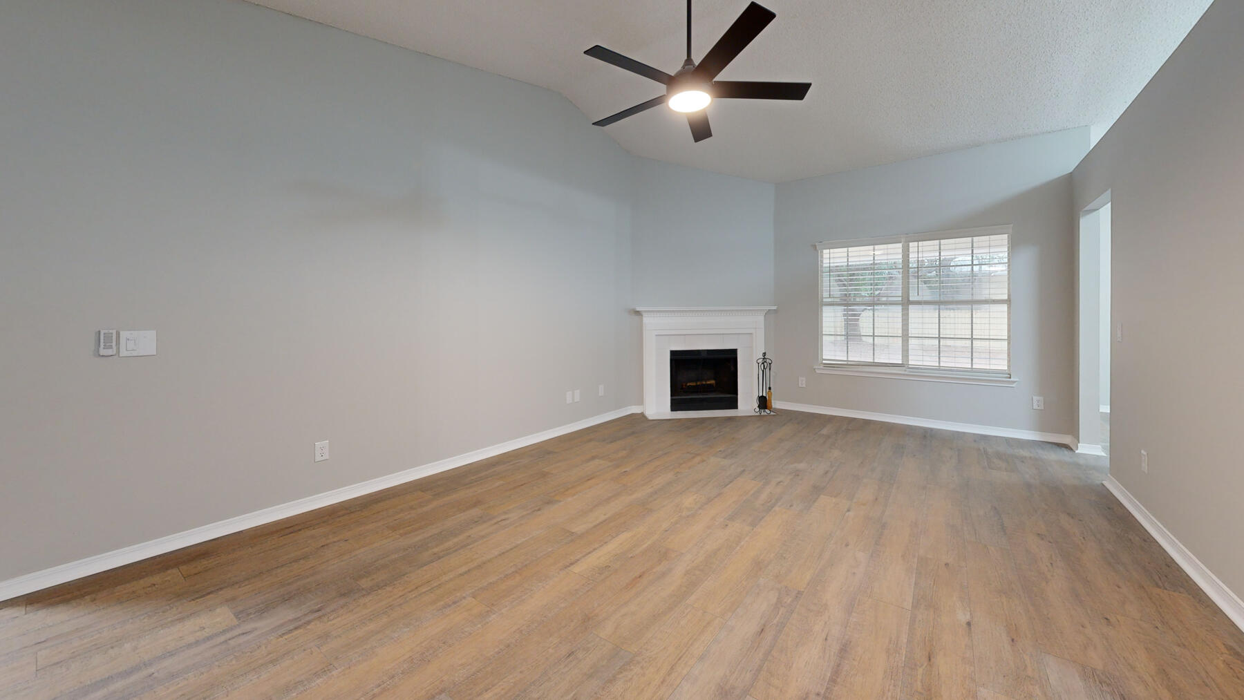 SPANISH TRACE ESTATES - Residential