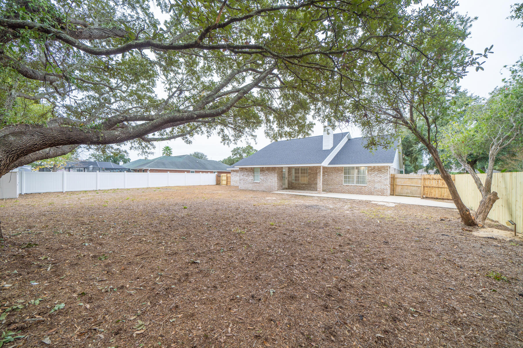 SPANISH TRACE ESTATES - Residential