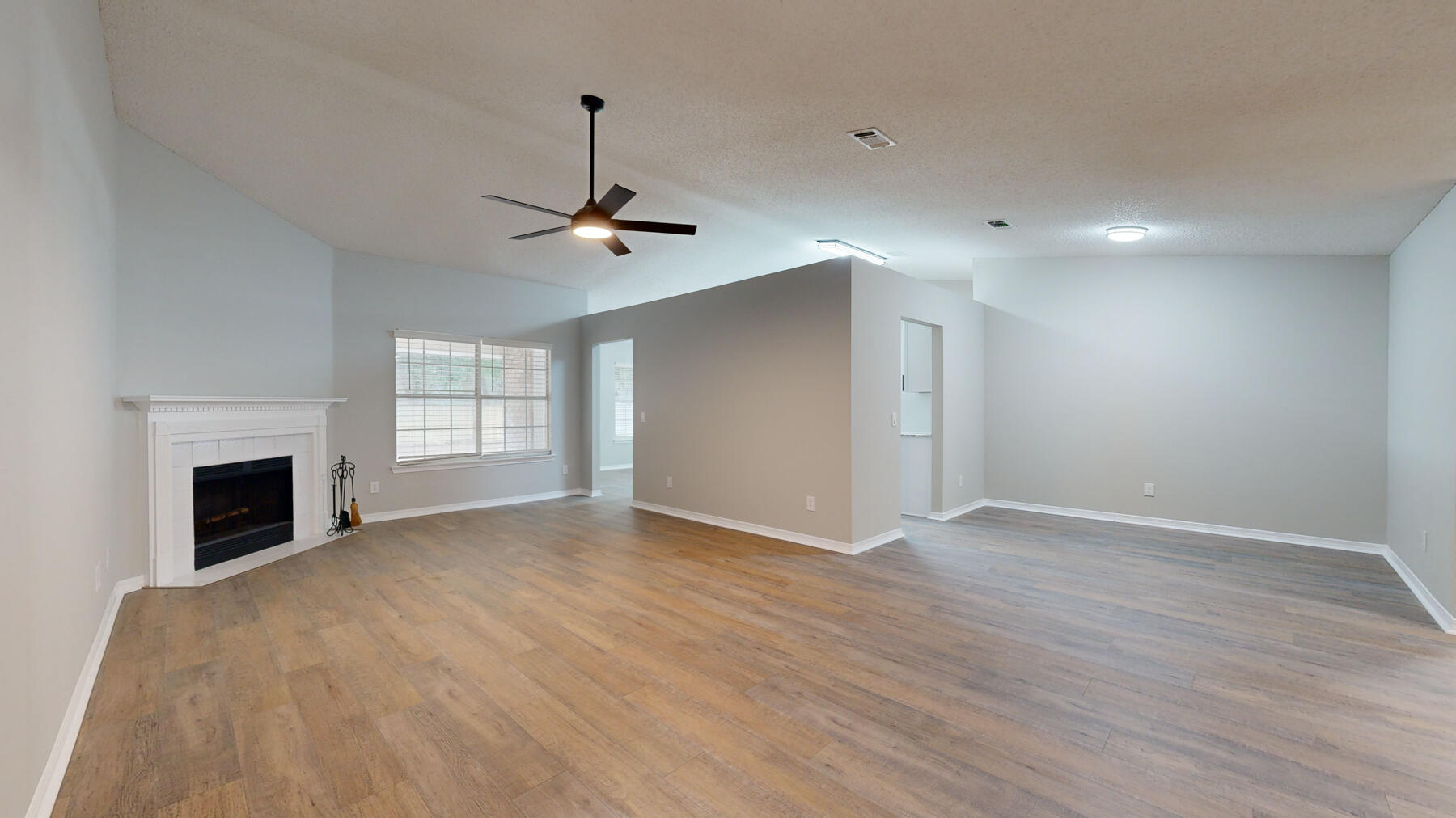 SPANISH TRACE ESTATES - Residential