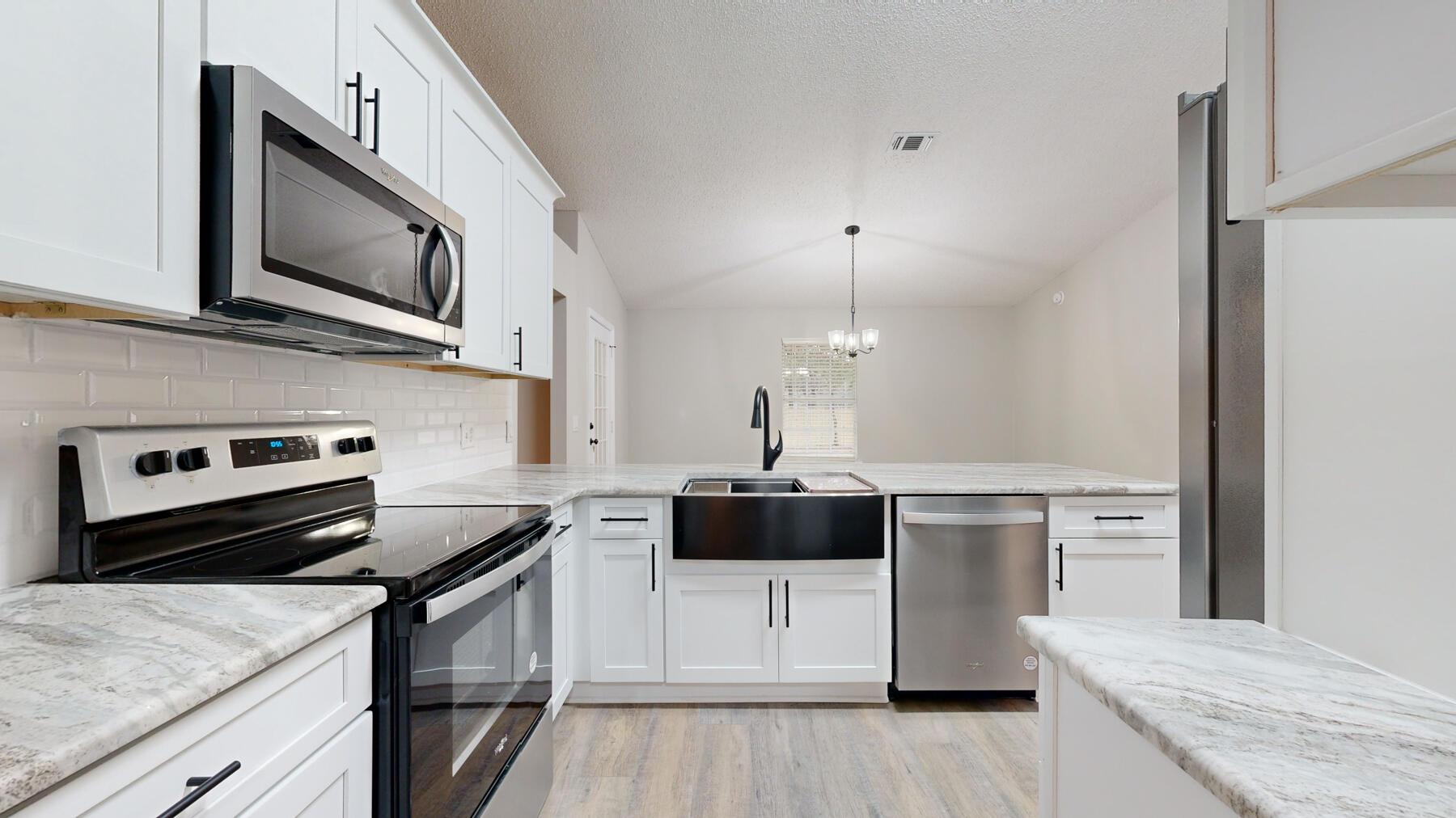 SPANISH TRACE ESTATES - Residential