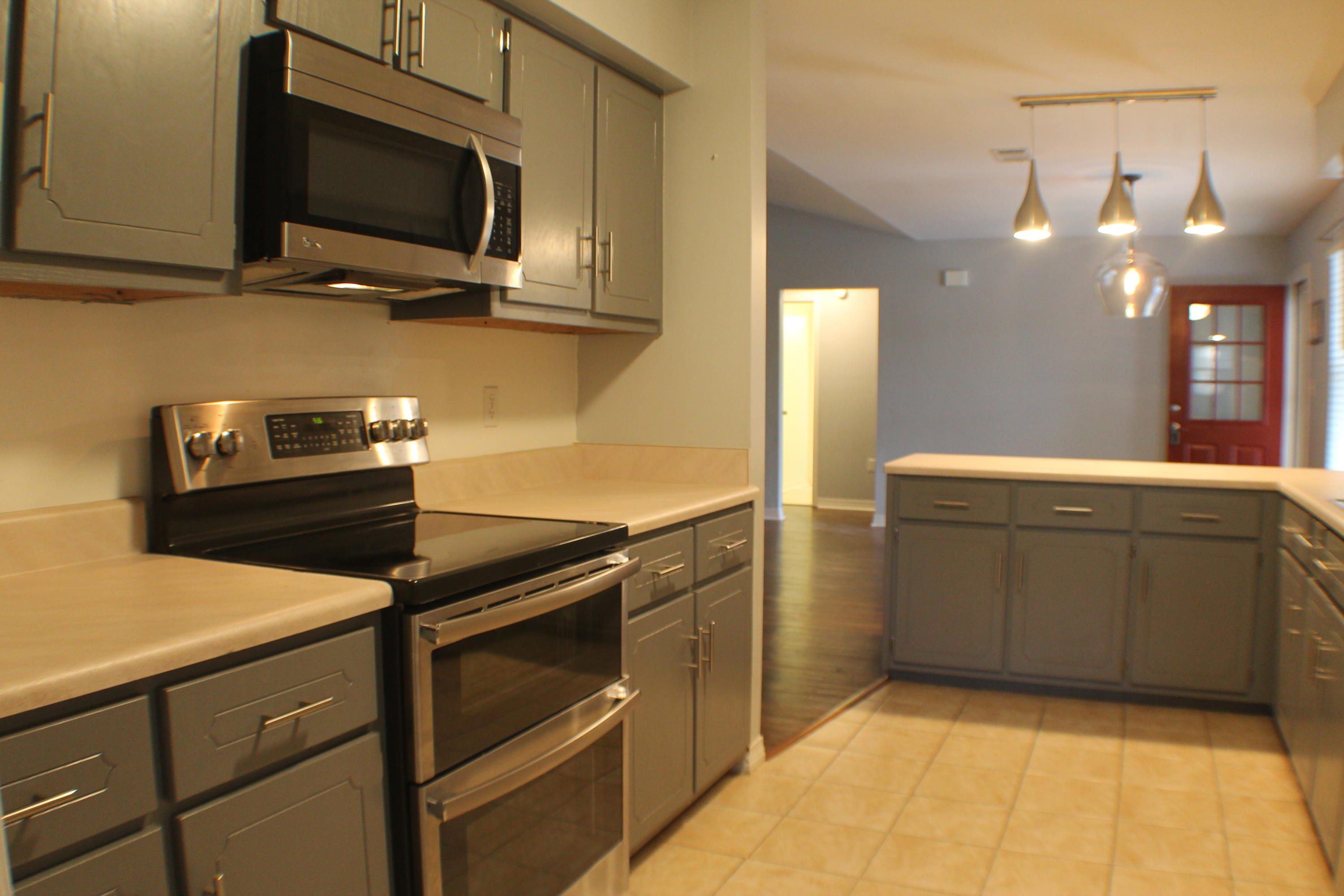 HOLLY HILLS - Residential