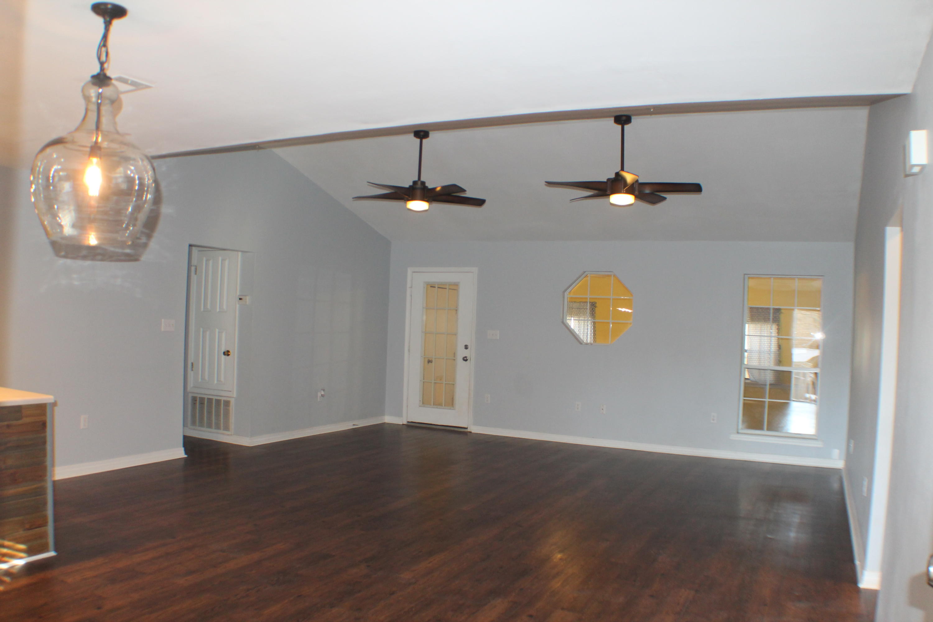 HOLLY HILLS - Residential