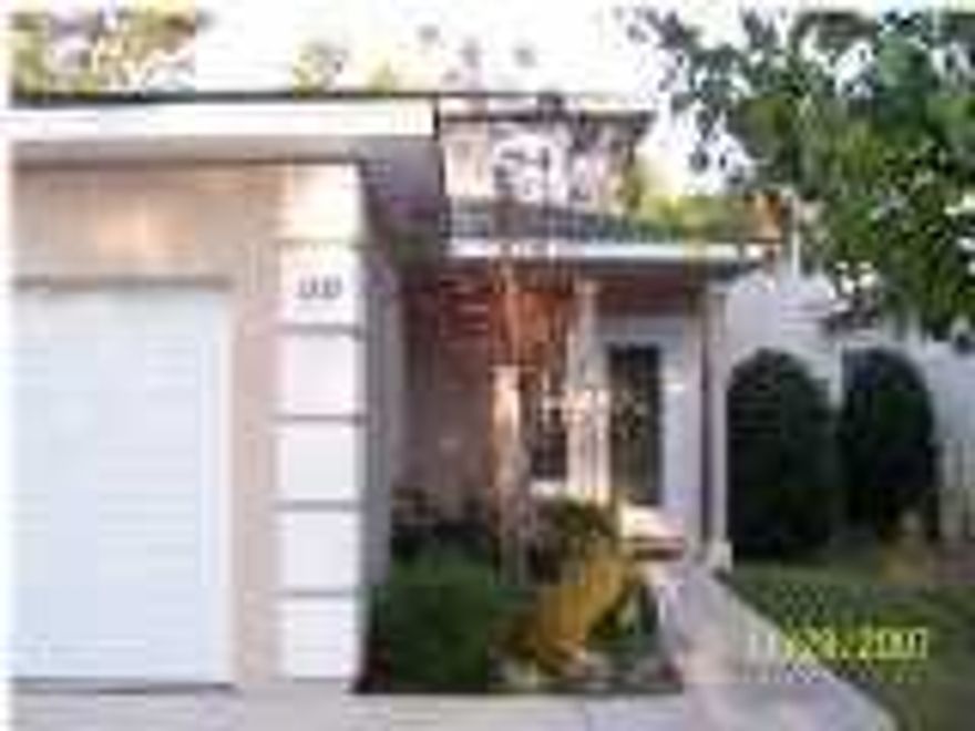 Convenient location in the Reflections Townhomes in Bluewater Bay. Built in 2002, these units are a quick commute across the bridge to Destin or anywhere in the surrounding area. The master bedroom is downstairs with access to the back patio. The master bath features a separate tub and stand up shower and a walk in closet. Upstairs are two bedrooms and a shared bathroom. The kitchen was remodeled with GRANITE and stainless steel appliances. A front loading stacked, washer and dryer convey with the unit as well. Call for your appointment.