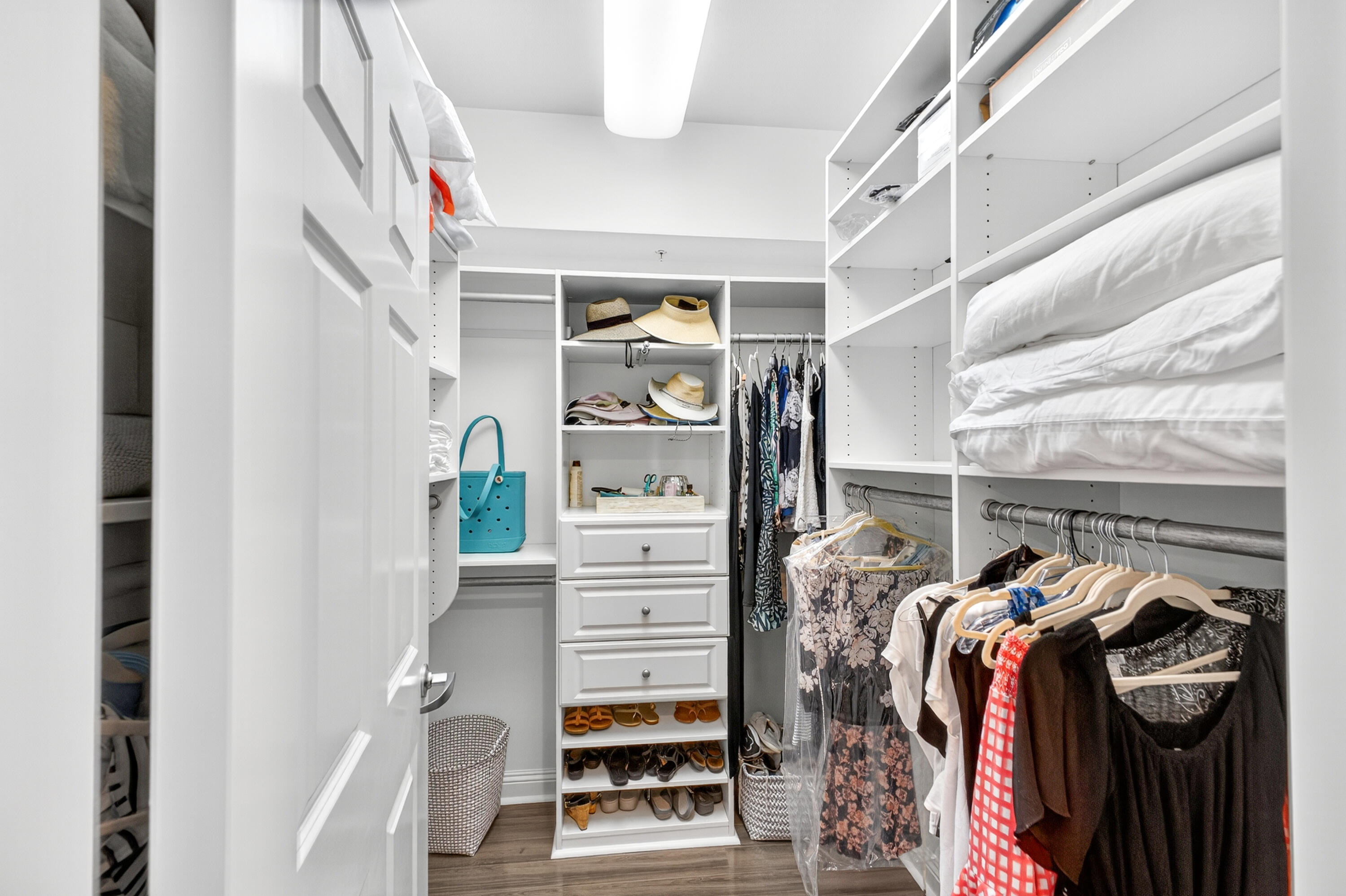 ONE BEACH CLUB DRIVE - Residential