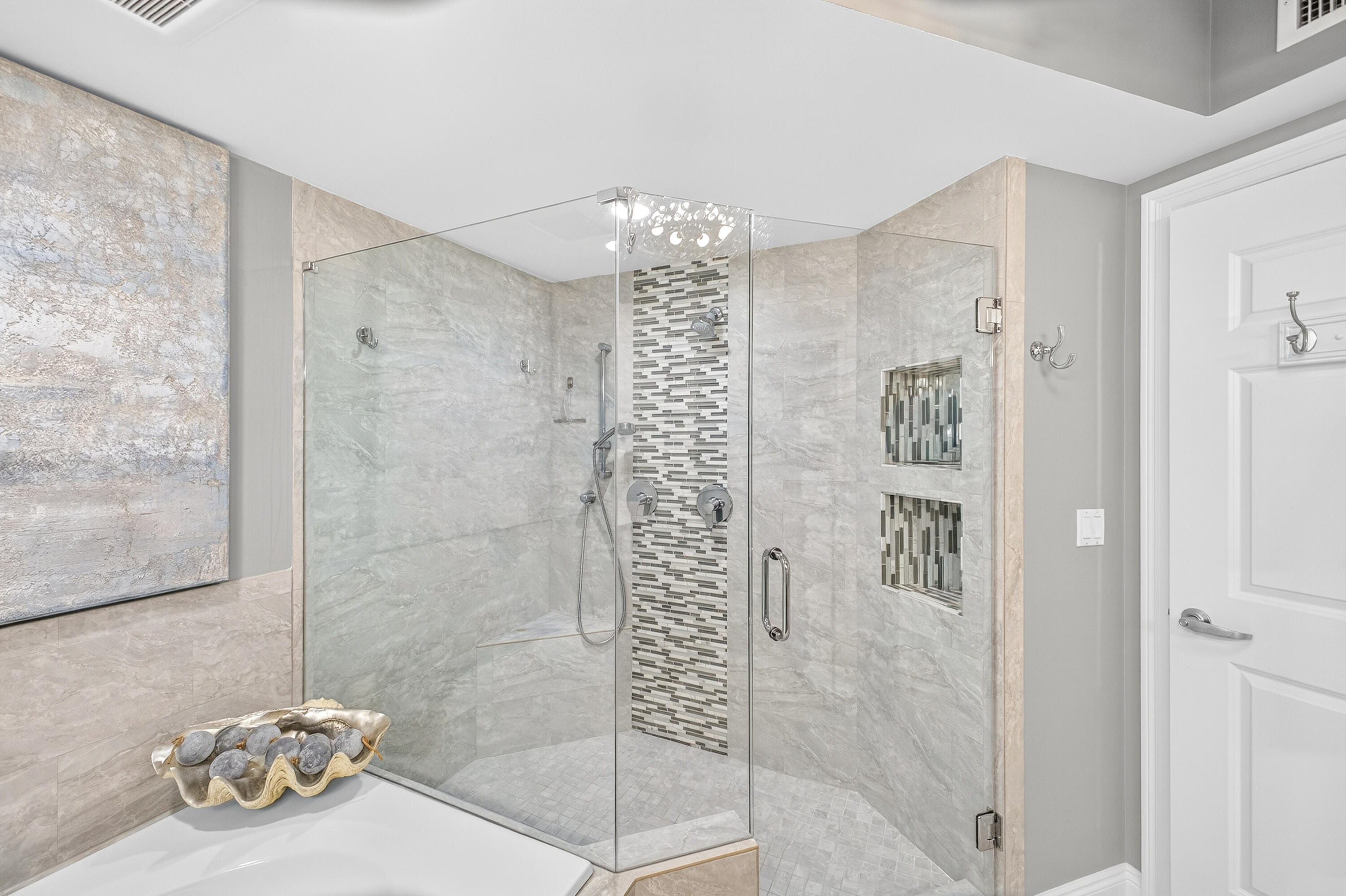 ONE BEACH CLUB DRIVE - Residential