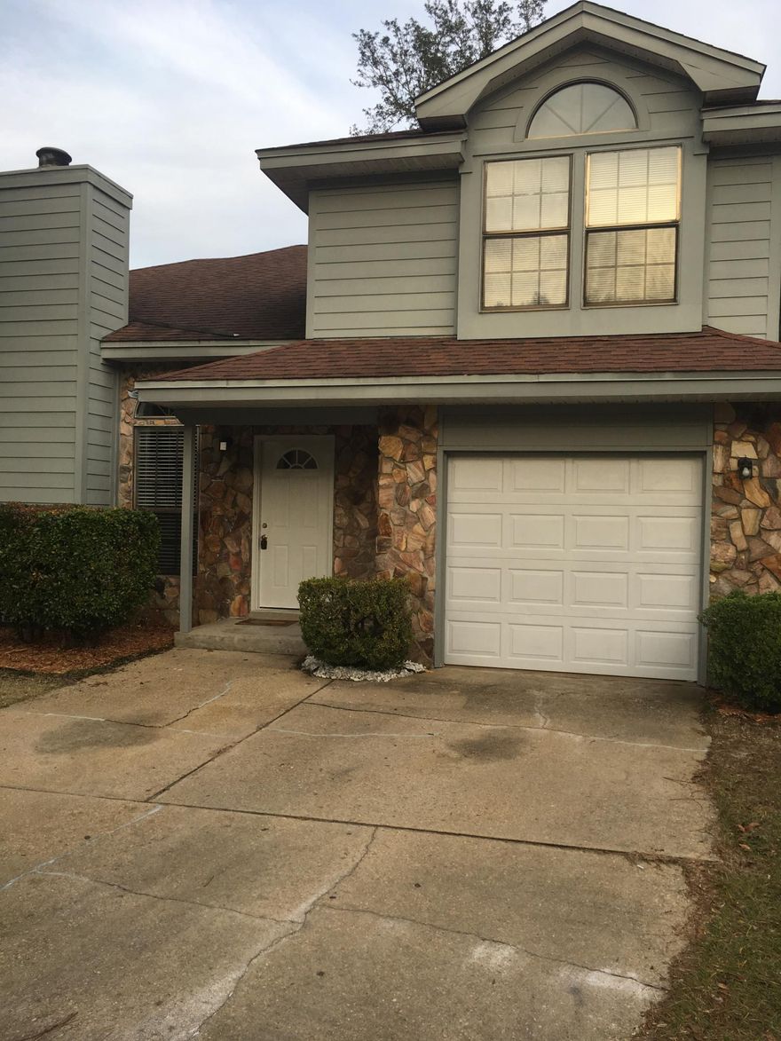 Single family home in sought after Crosswinds subdivision.Nice 2- bedroom 1 1/2 bath home with fenced back yard single car garage, Owner has done some nice upgrades,new tile,carpet flooring, fresh paint.Ready to move into.SORRY,NO PETS ALLOWED !!