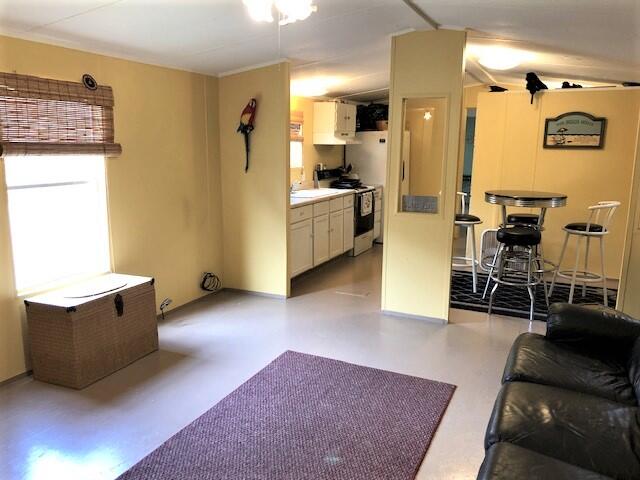 EAST BAY HEIGHTS - Residential