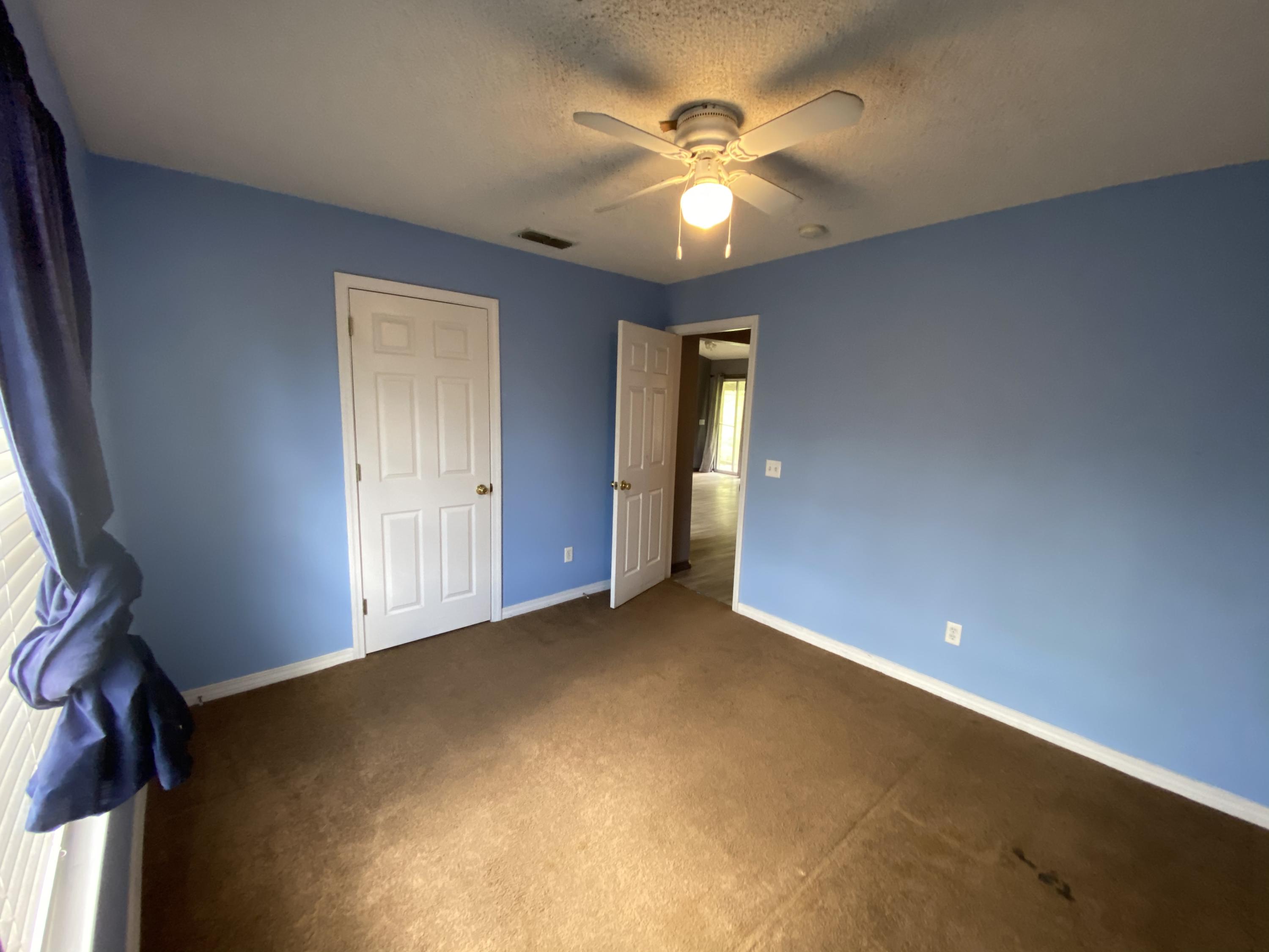 COUNTRYVIEW ESTATES 10TH ADDN - Residential