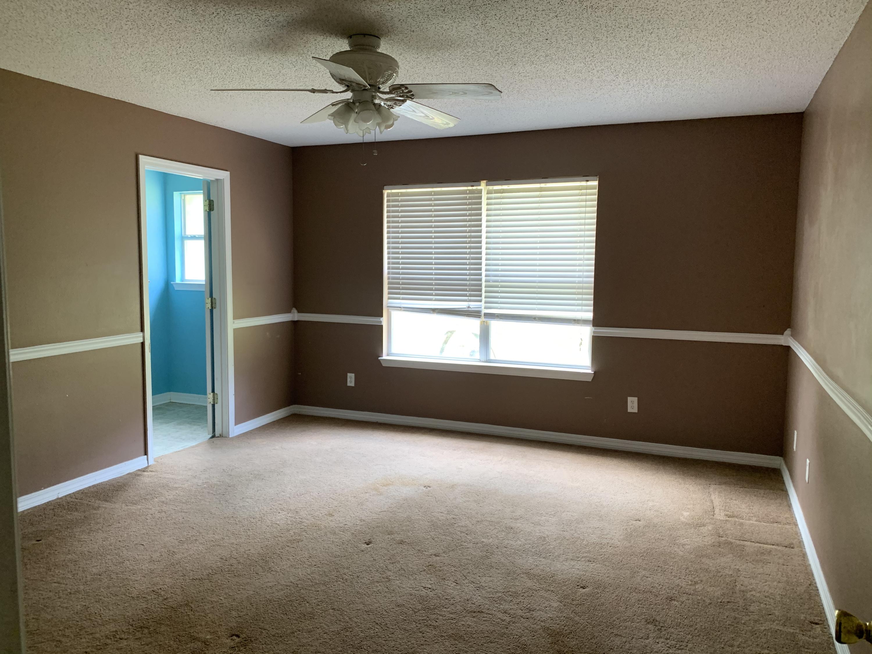 COUNTRYVIEW ESTATES 10TH ADDN - Residential