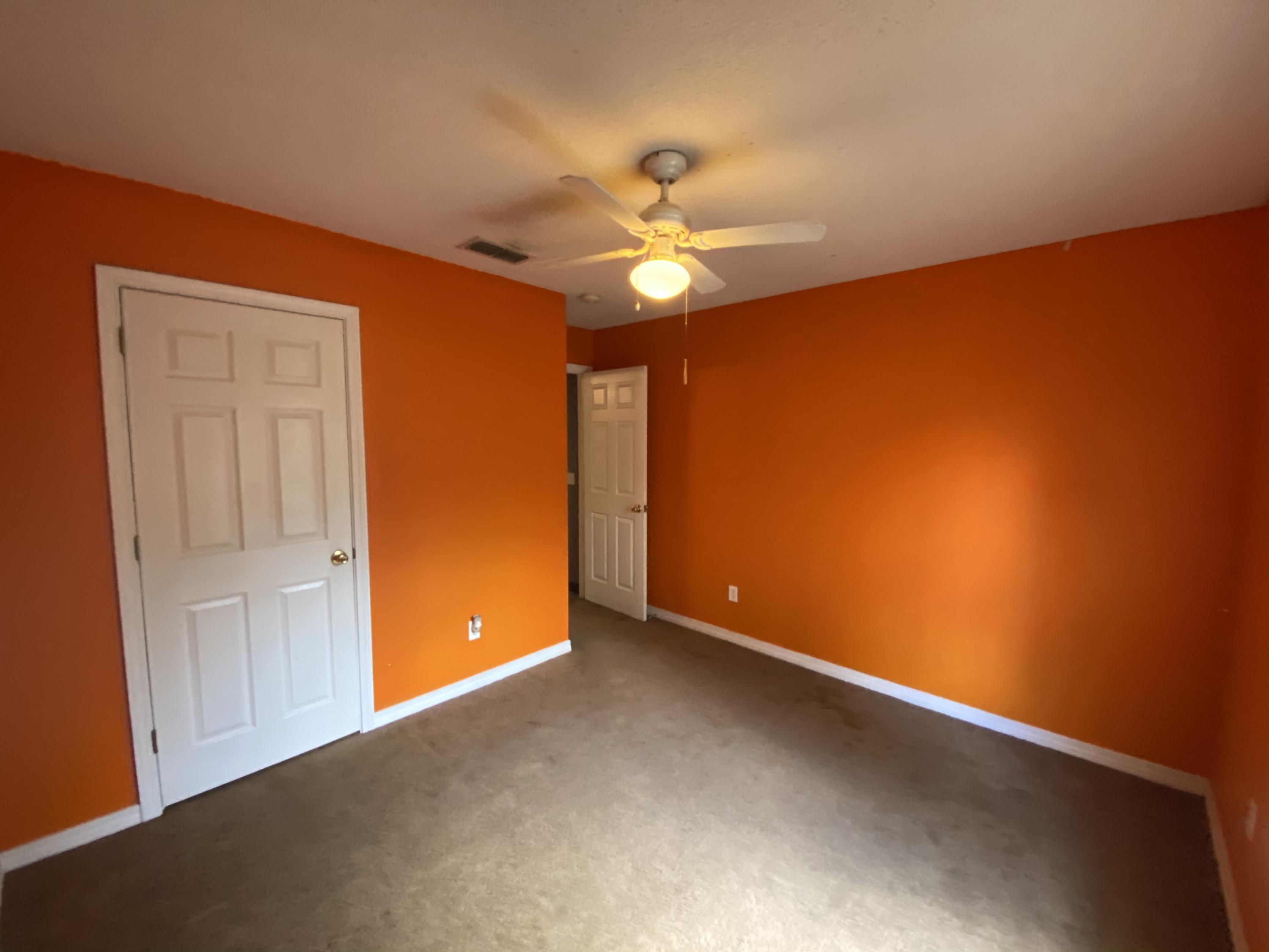 COUNTRYVIEW ESTATES 10TH ADDN - Residential