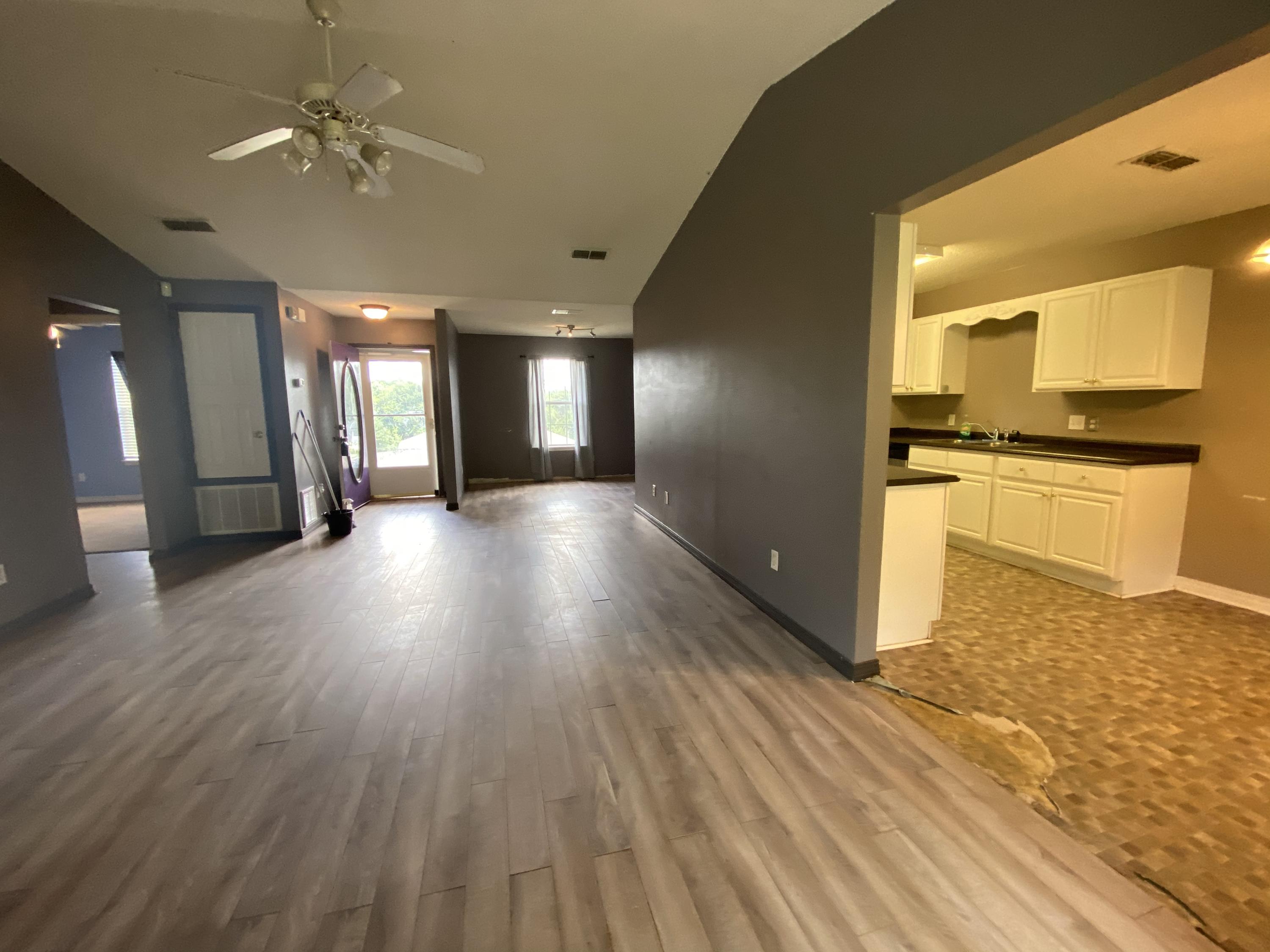 COUNTRYVIEW ESTATES 10TH ADDN - Residential