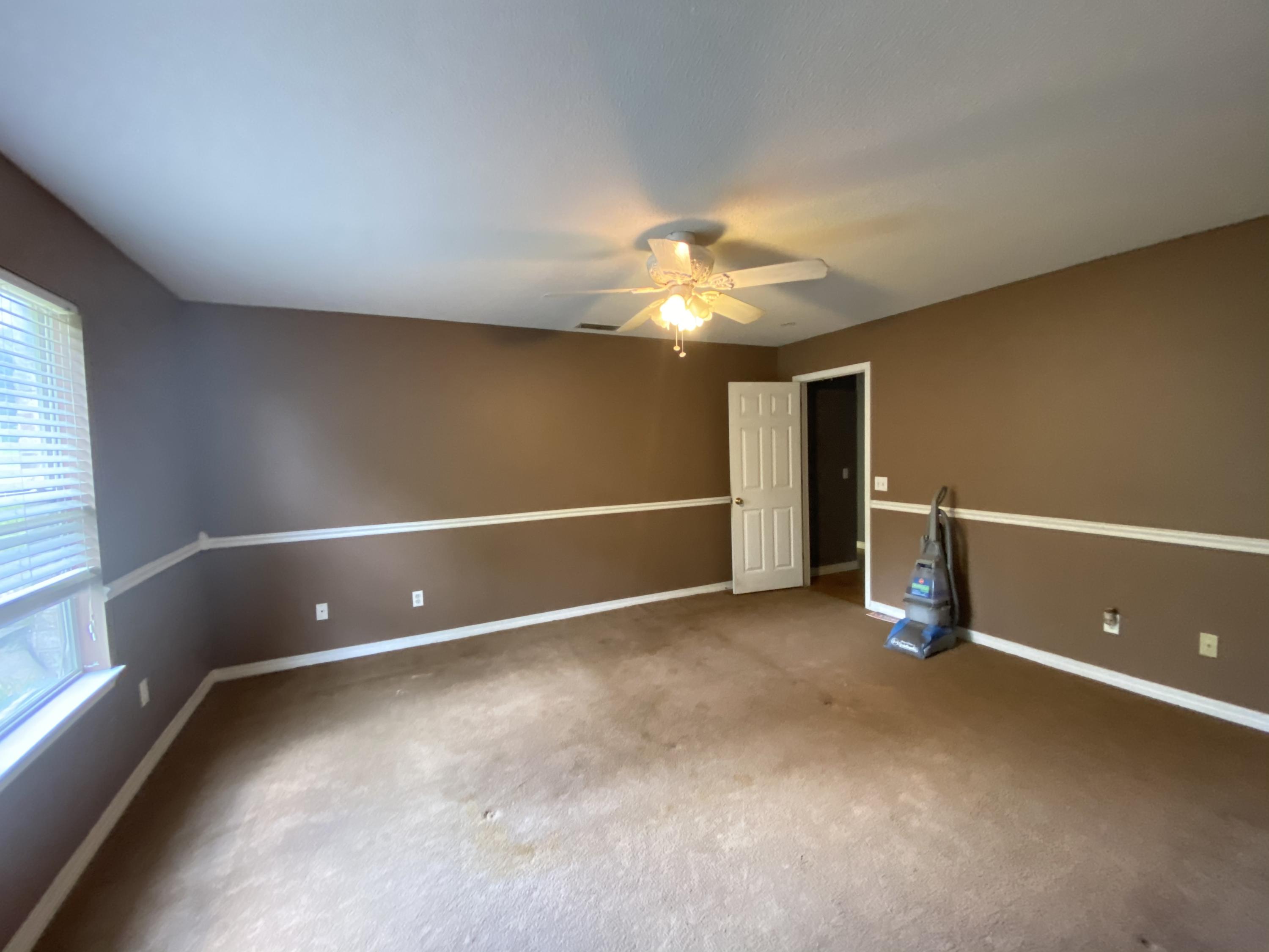 COUNTRYVIEW ESTATES 10TH ADDN - Residential