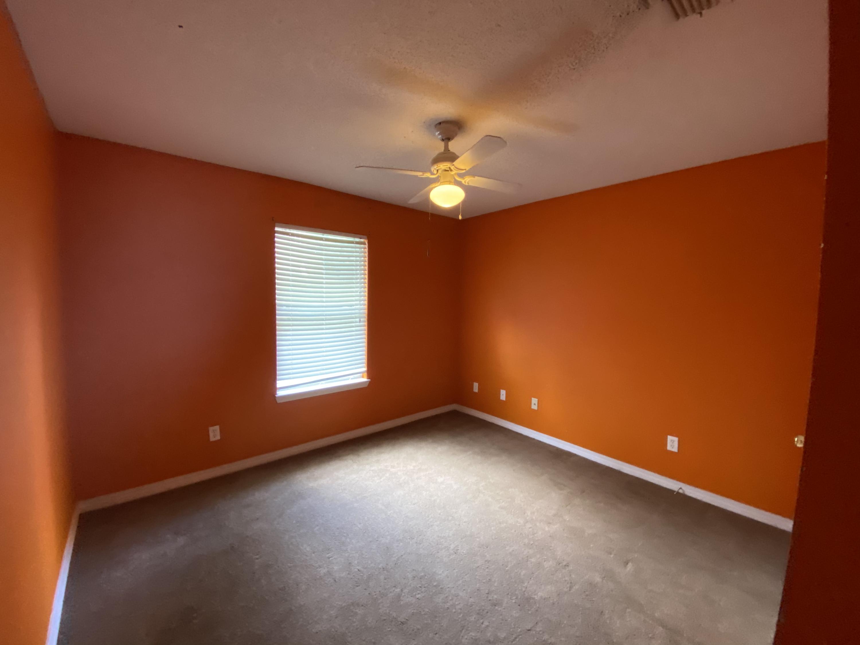 COUNTRYVIEW ESTATES 10TH ADDN - Residential