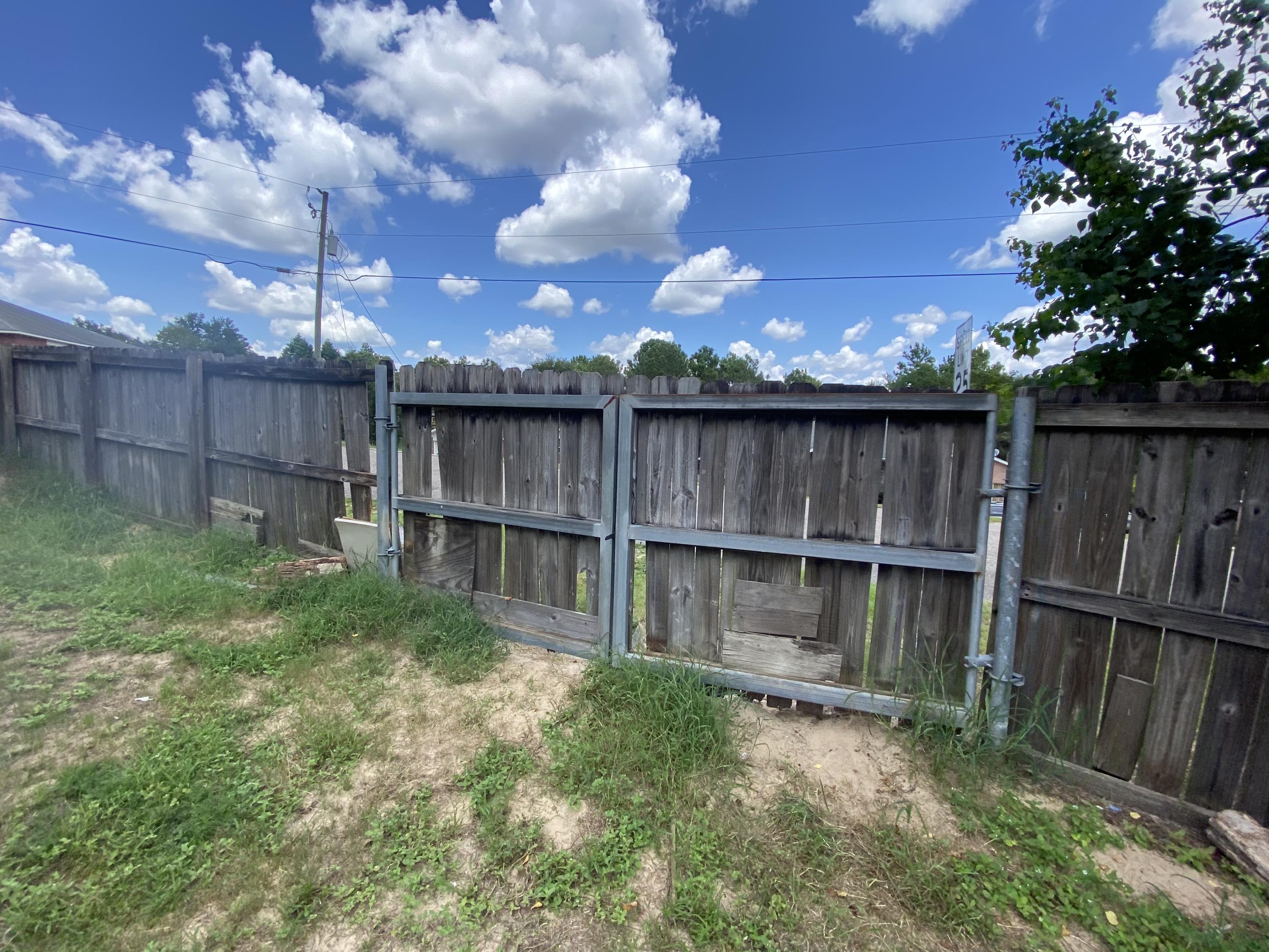 COUNTRYVIEW ESTATES 10TH ADDN - Residential