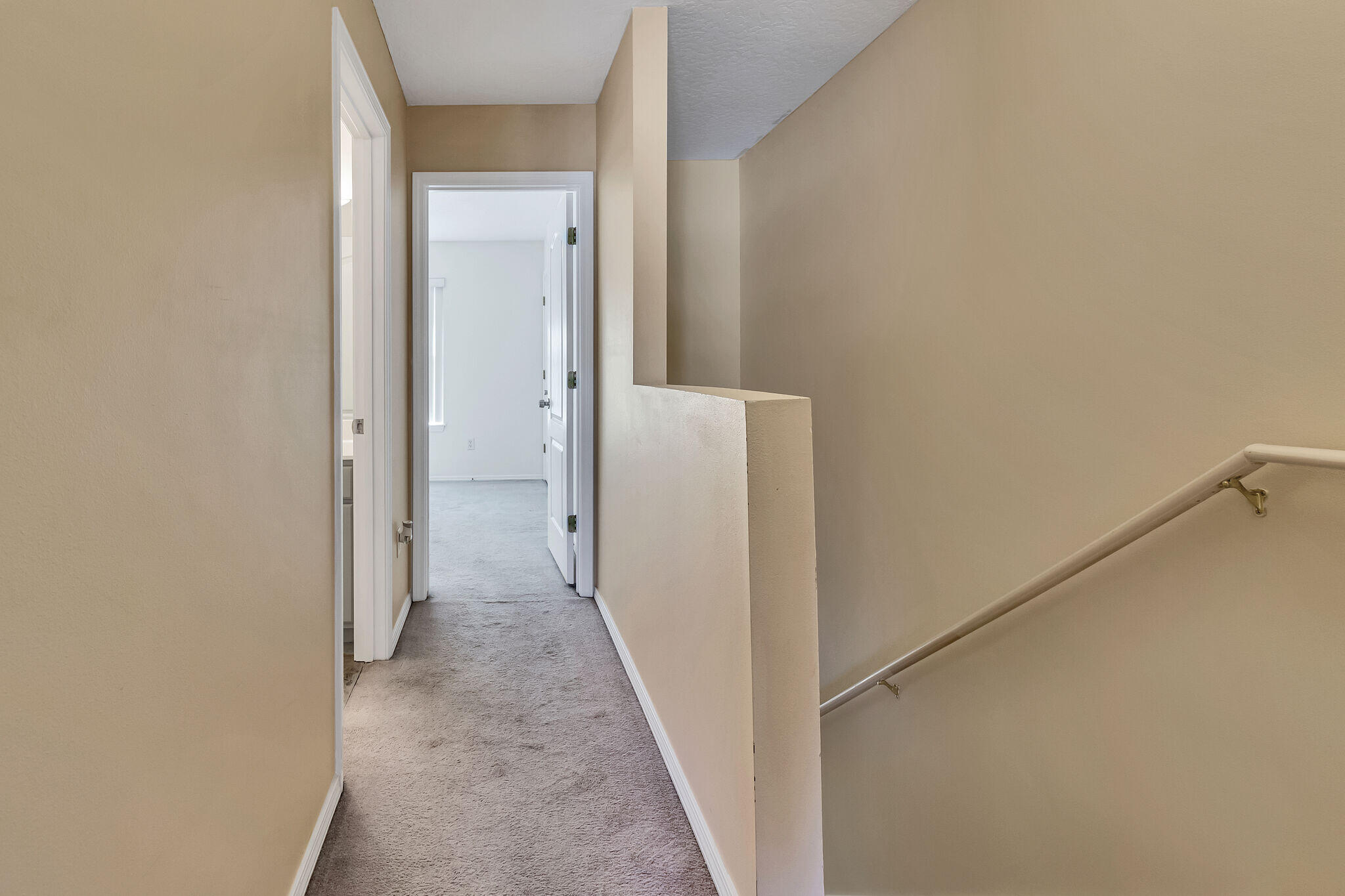 SHAY LIN TOWN HOMES - Residential Lease