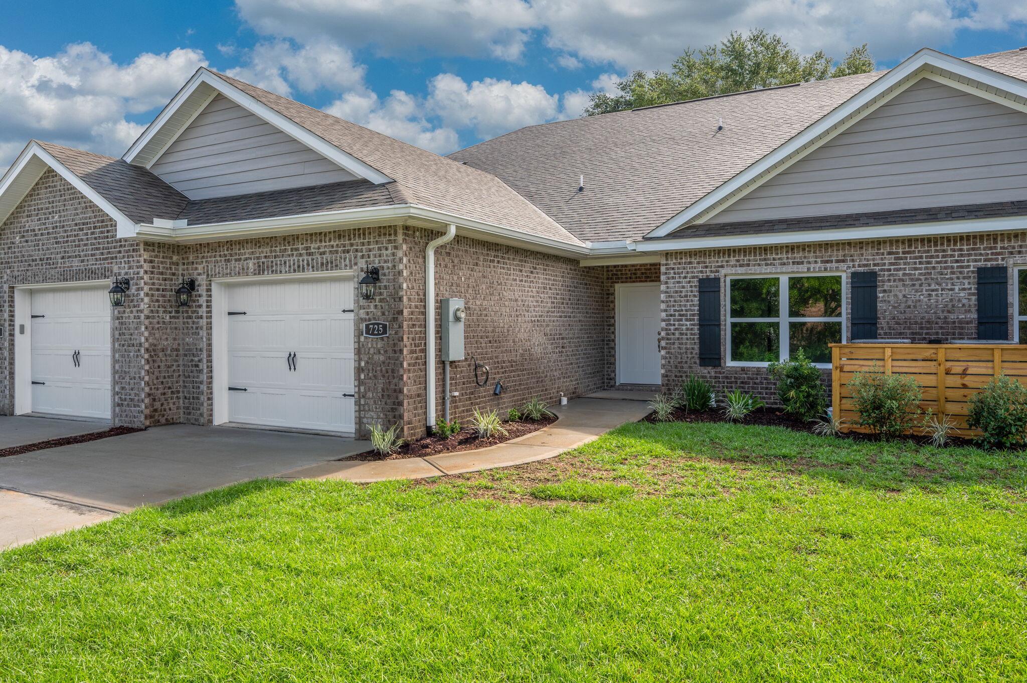 South Fairview T/H - Residential