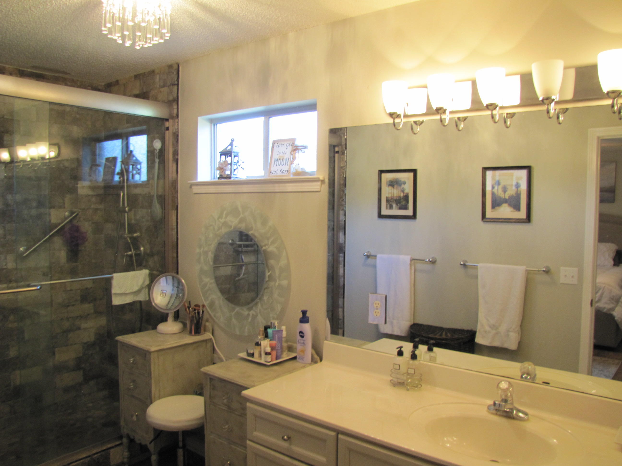 HOLIDAY SHORES EST 4TH ADDN - Residential Lease