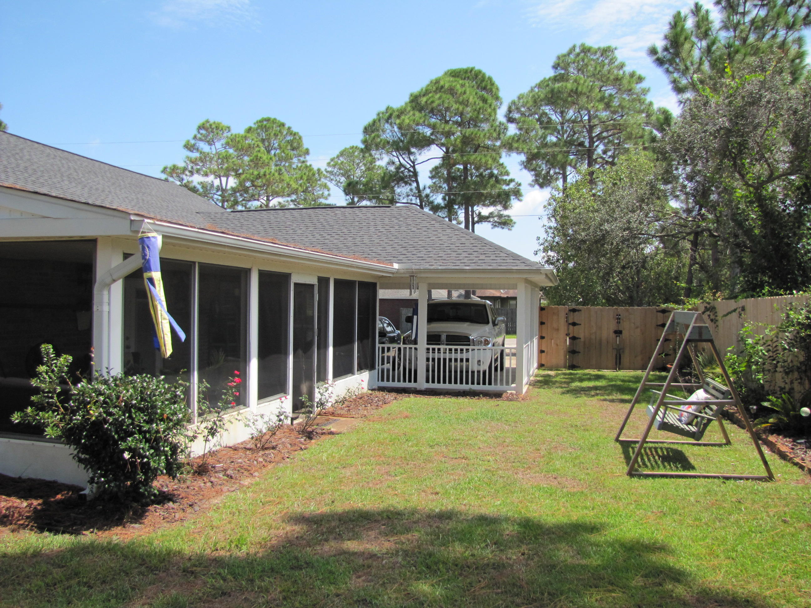 HOLIDAY SHORES EST 4TH ADDN - Residential Lease