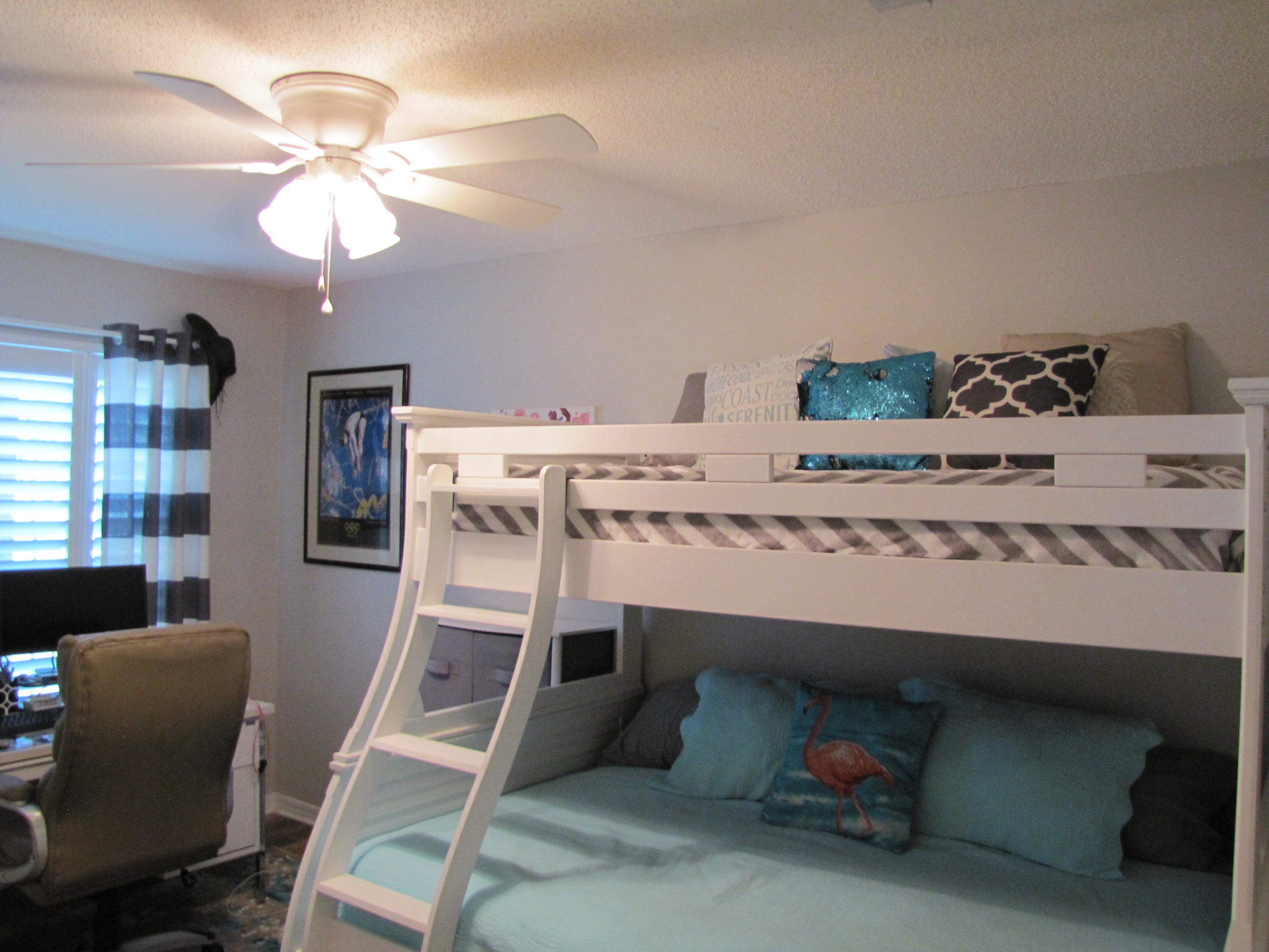 HOLIDAY SHORES EST 4TH ADDN - Residential Lease