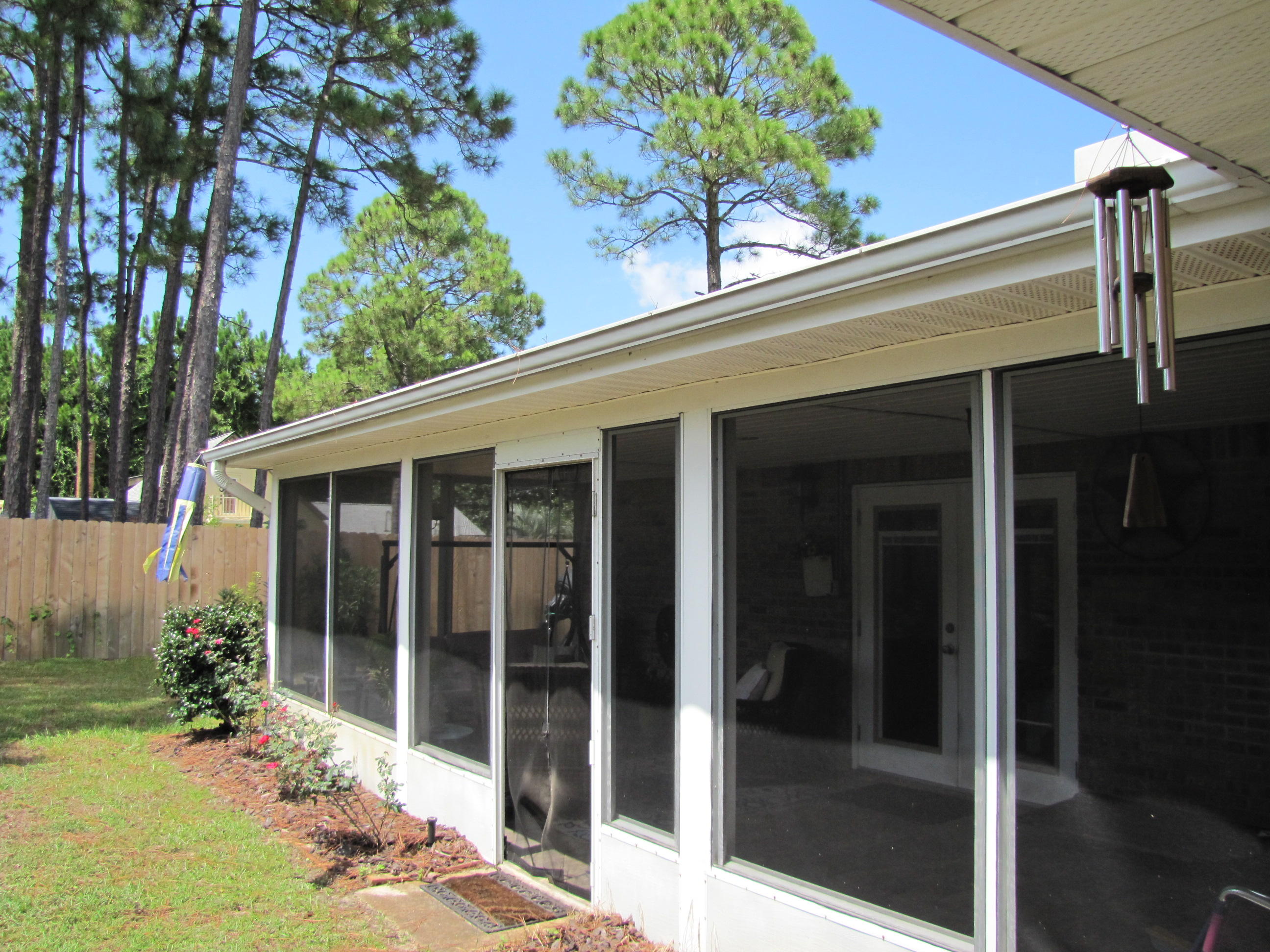 HOLIDAY SHORES EST 4TH ADDN - Residential Lease